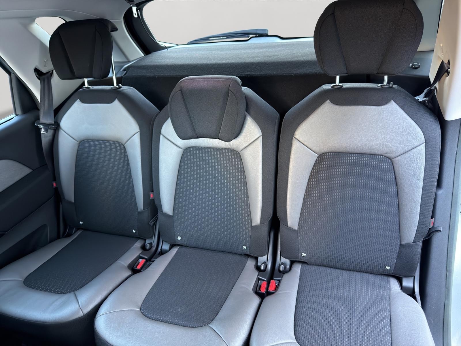 CITROEN C4 Picasso 1.6 e-HDi Exclusive ETG6-image-3