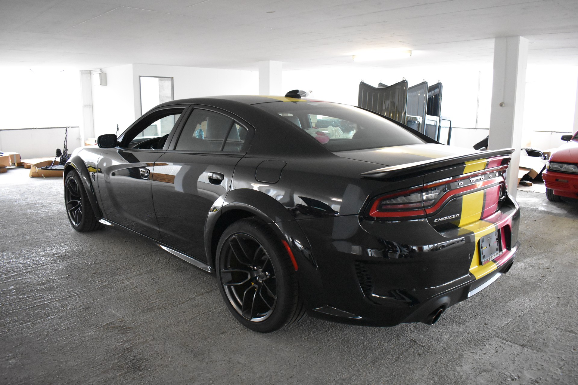 DODGE Charger 6.2 Hellcat Widebody-image-3