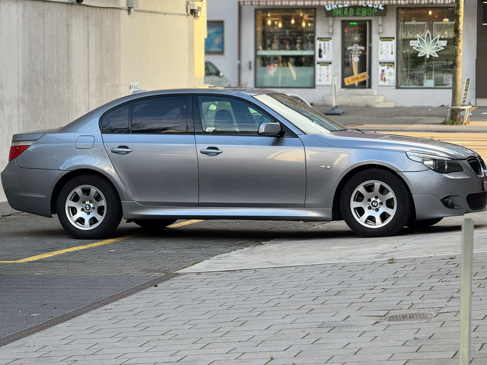 BMW 530d-image-10