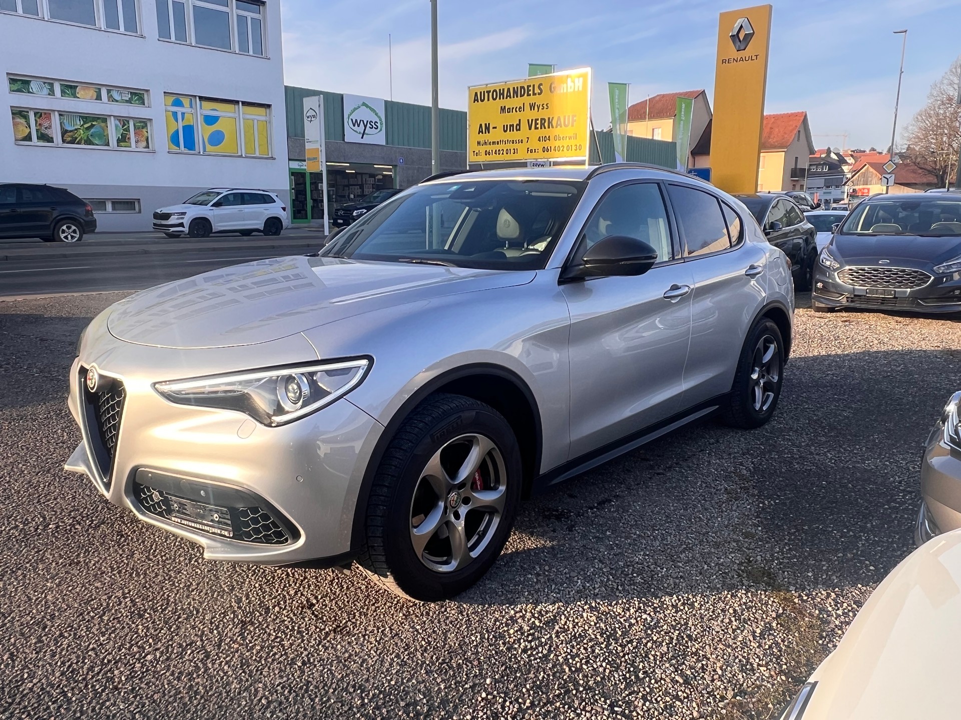 ALFA ROMEO Stelvio 2.0 Sport Q4 Automatic-image-2
