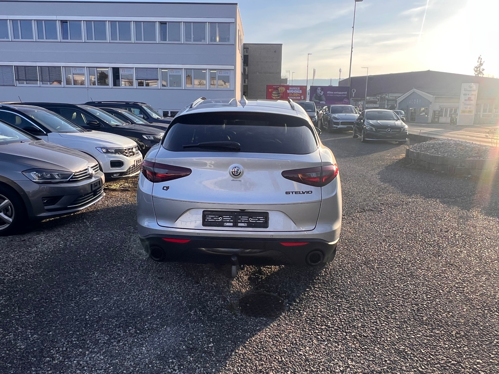 ALFA ROMEO Stelvio 2.0 Sport Q4 Automatic-image-3
