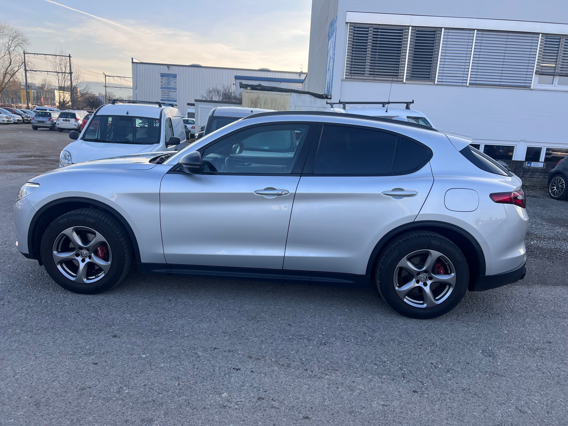 ALFA ROMEO Stelvio 2.0 Sport Q4 Automatic-image-7