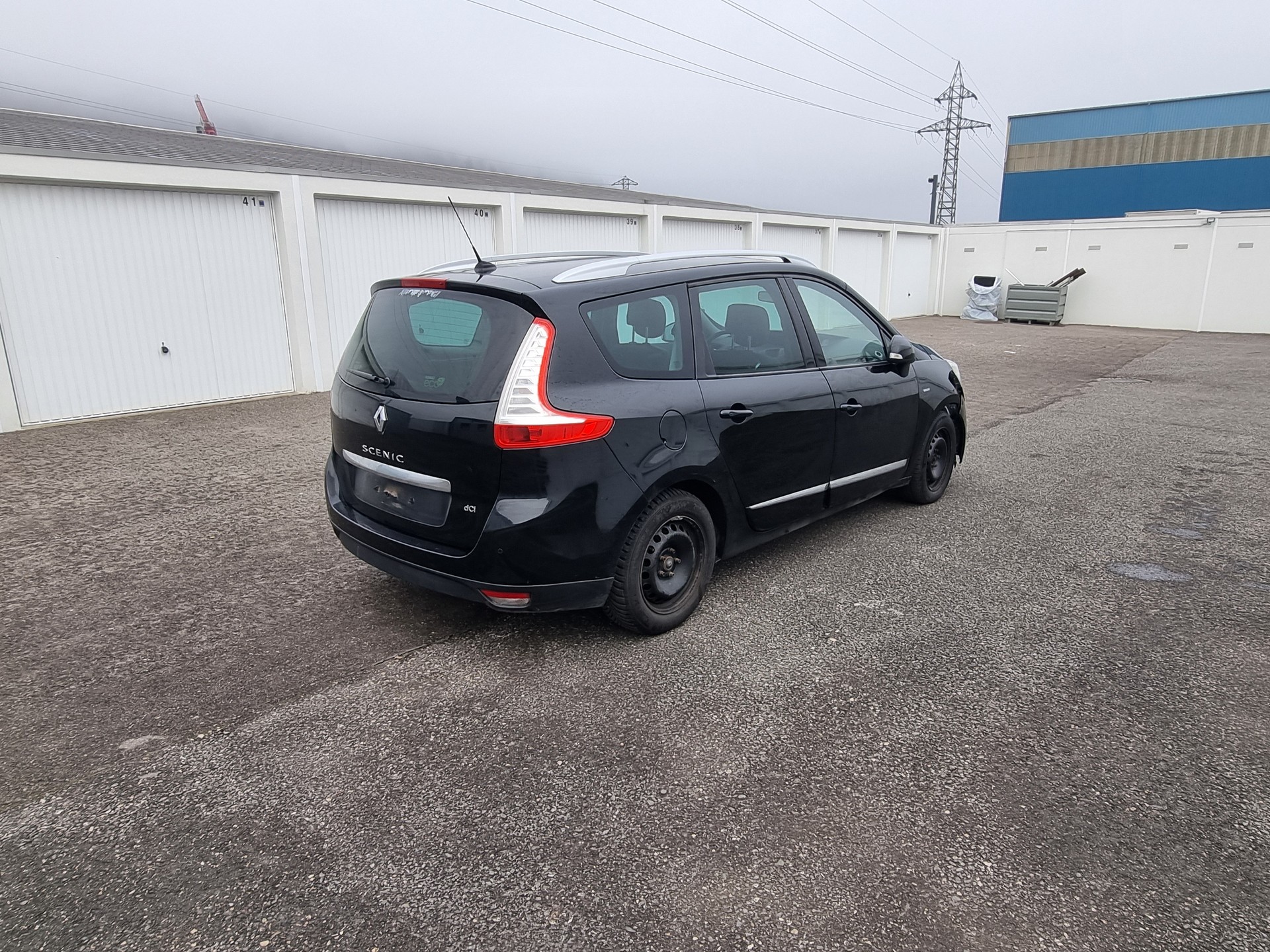 RENAULT Grand Scénic 1.6 dCi Swiss Edition-image-4