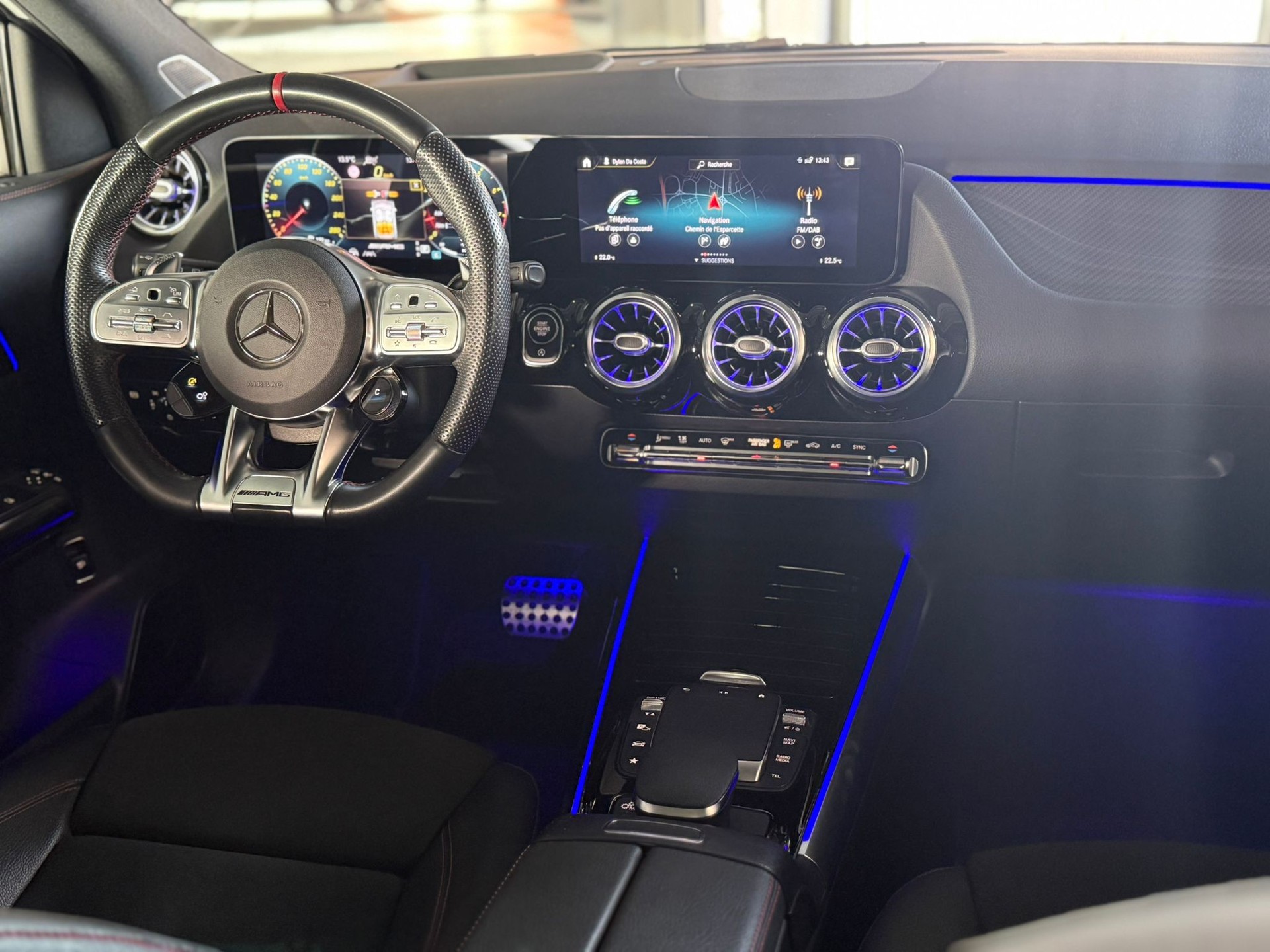 MERCEDES-BENZ GLA 35 AMG 4Matic 8G-Speedshift DCT-image-8