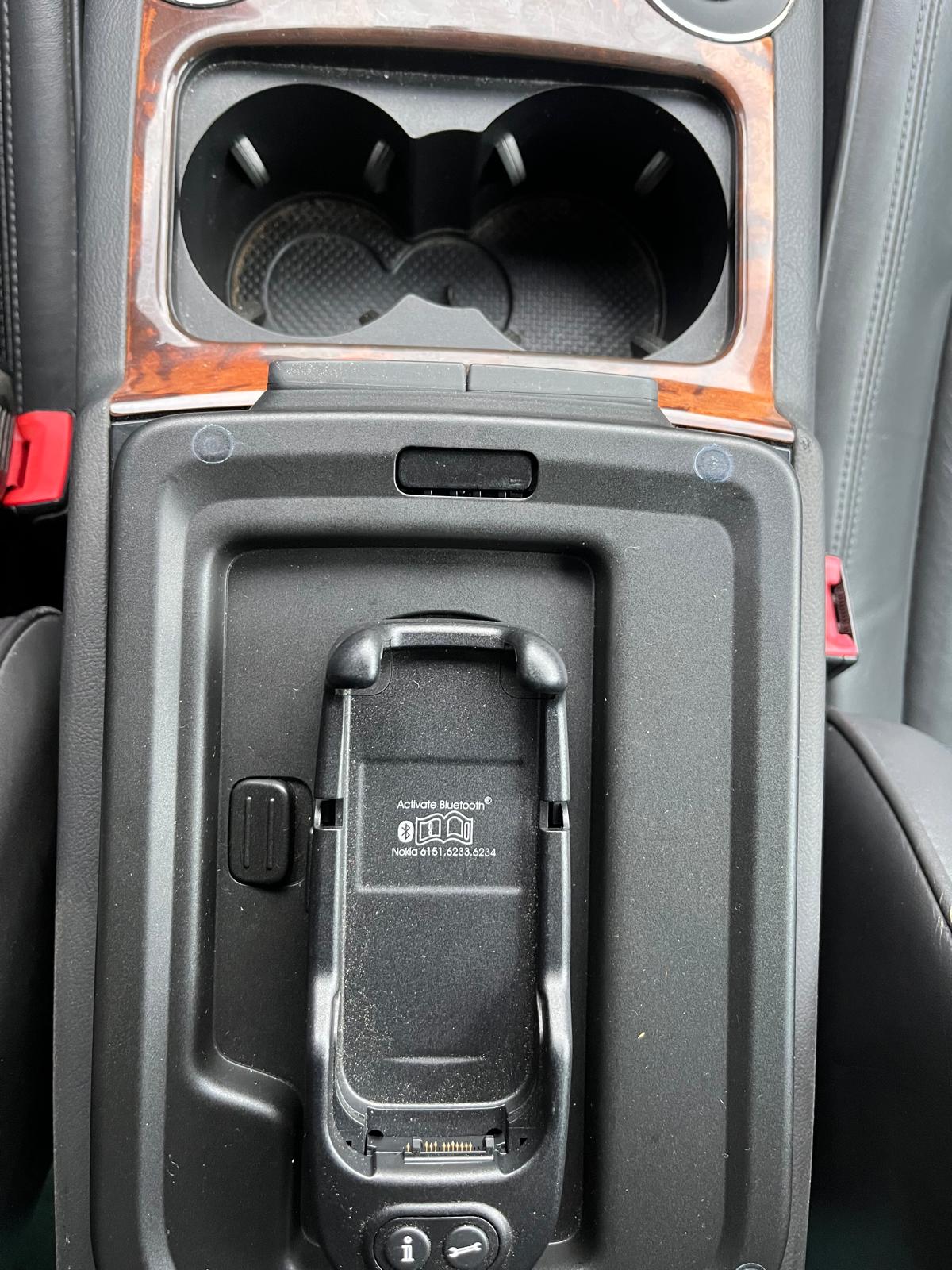 VW Touareg 5.0 TDI V10 Automatic-image-12