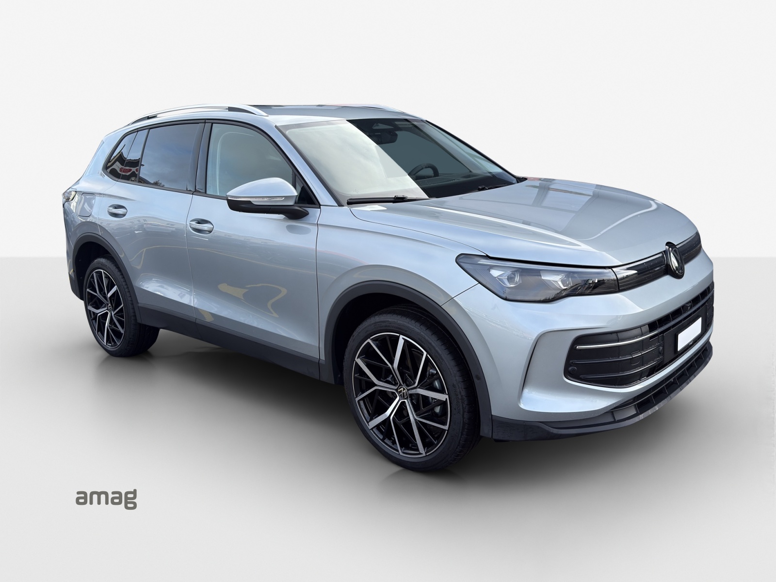 VW Tiguan 2.0 TSI DSG Life 4Motion-image-5