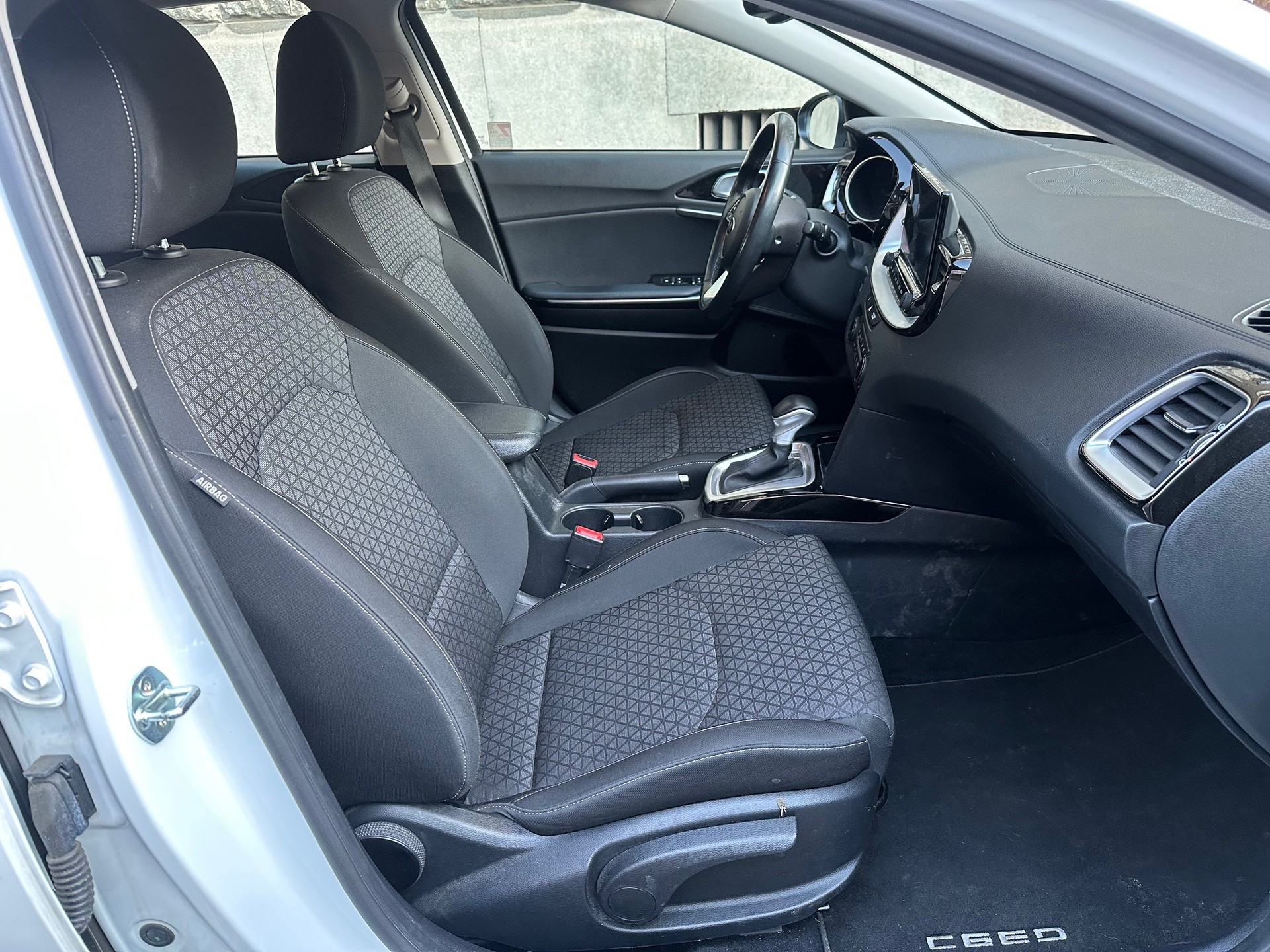 KIA Ceed 1.5 T-GDi Power DCT-image-8