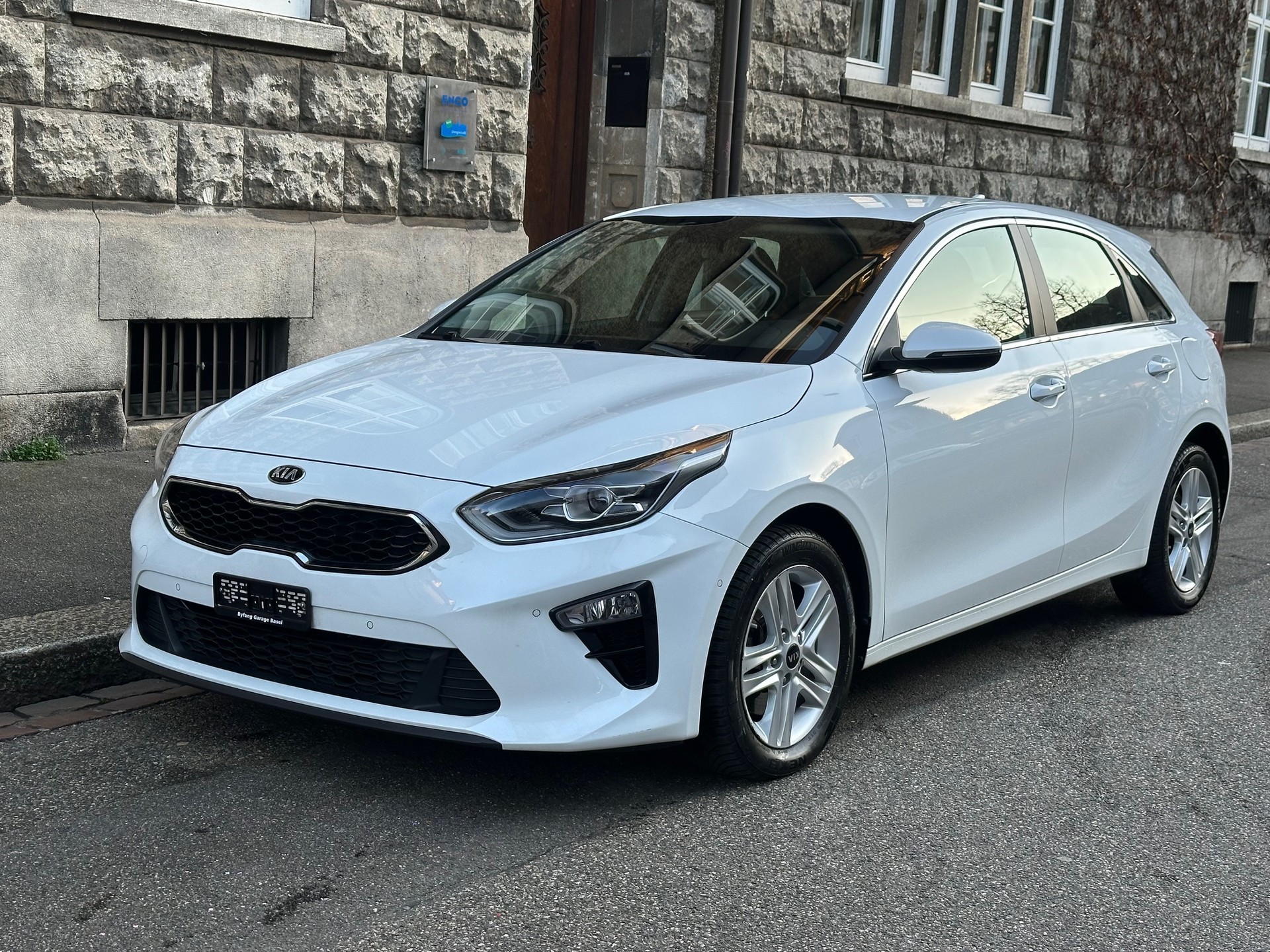 KIA Ceed 1.5 T-GDi Power DCT-image-0