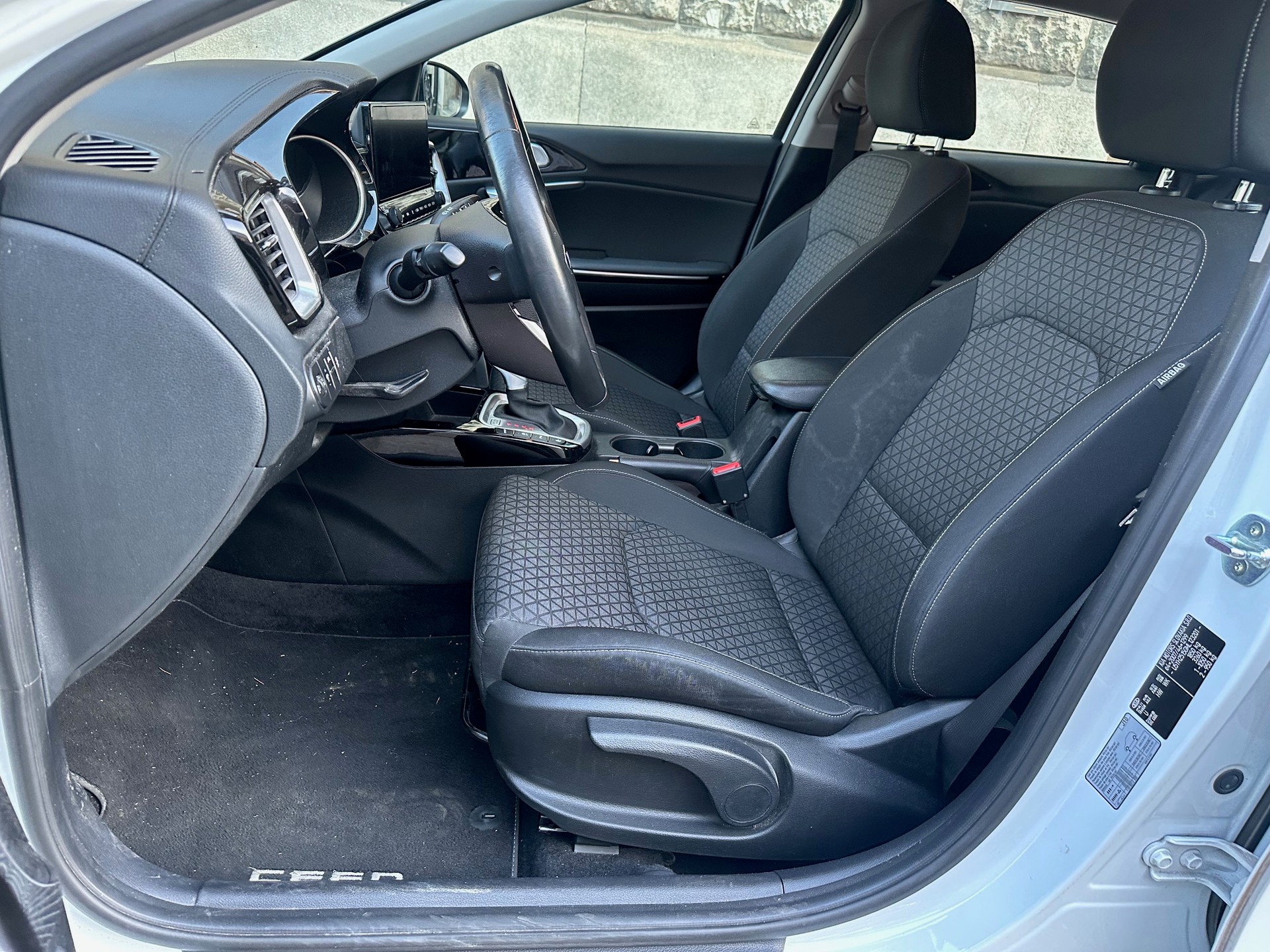 KIA Ceed 1.5 T-GDi Power DCT-image-7