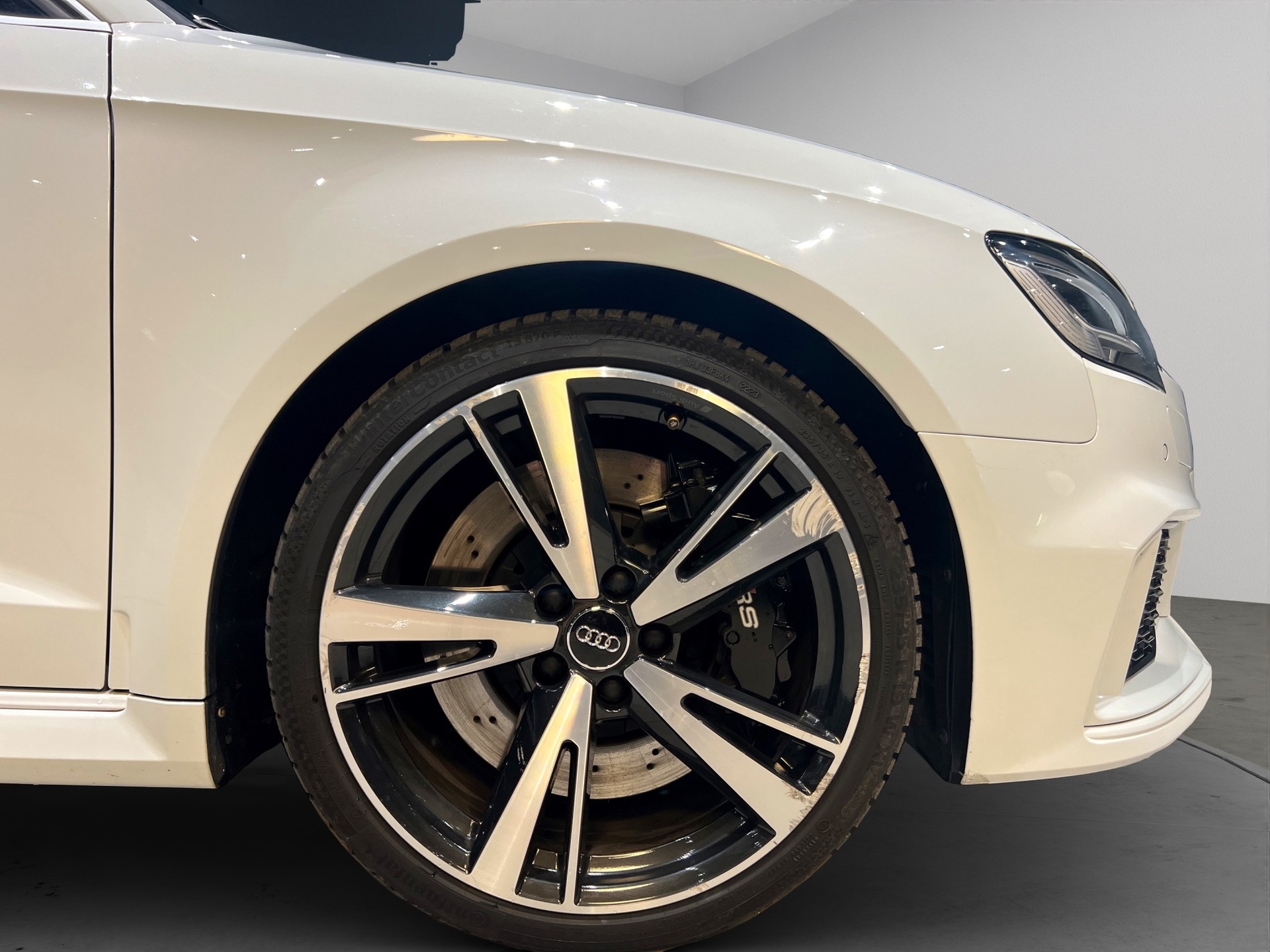 AUDI RS3 Sportback 2.5 TSI quattro S-tronic APR 555PS-image-8