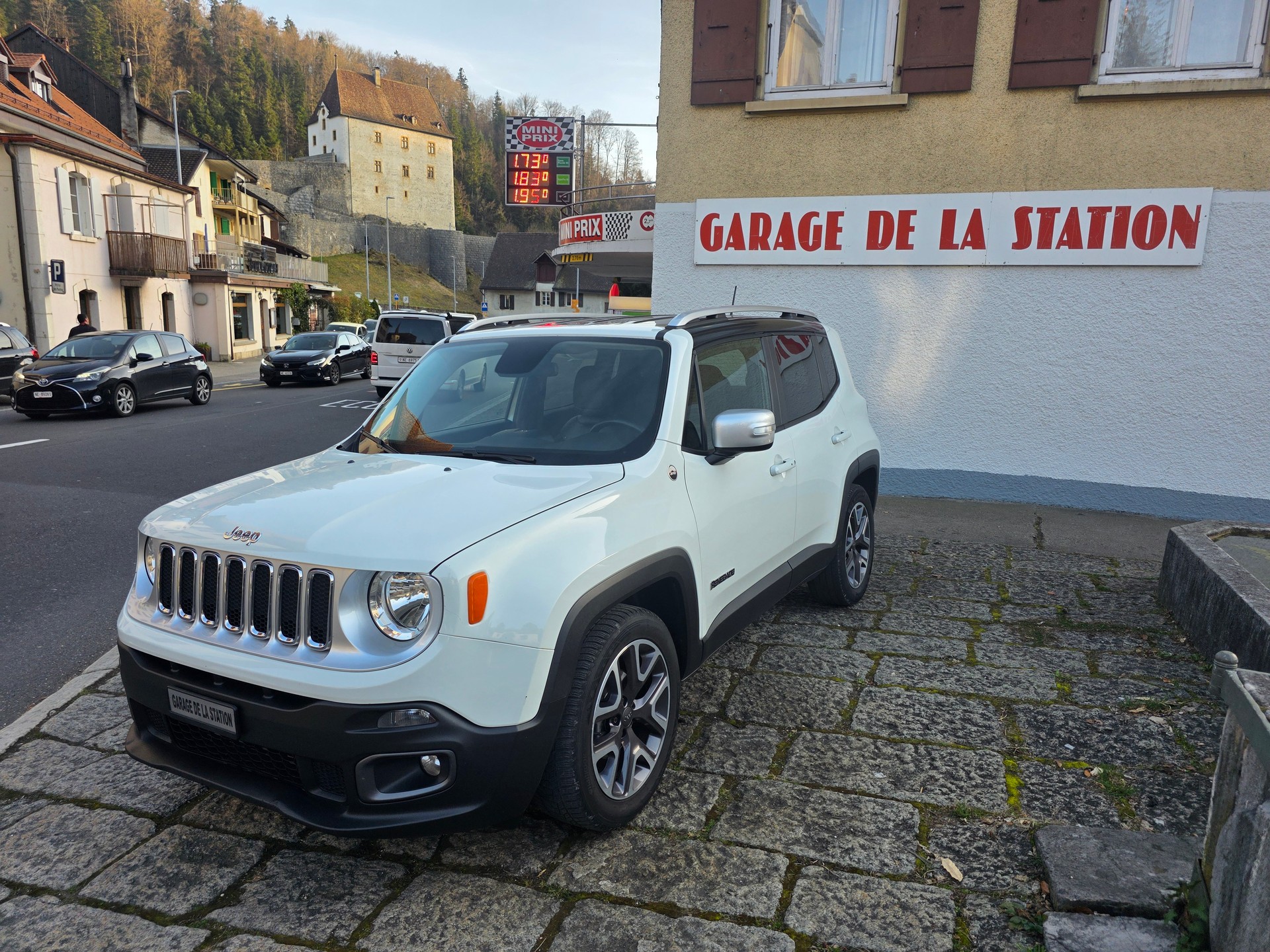 JEEP Renegade 1.6 CRD Limited-image-0