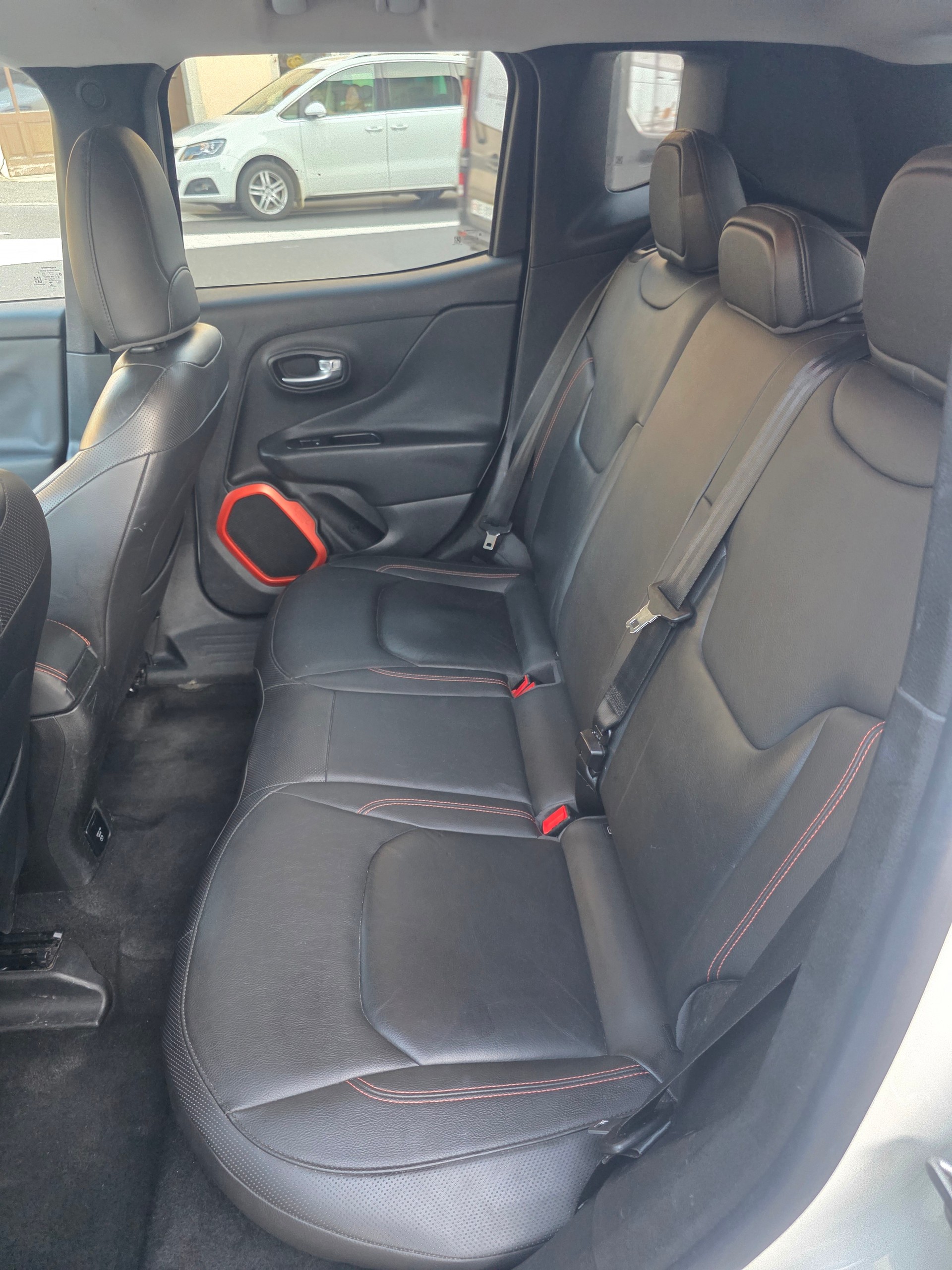 JEEP Renegade 1.6 CRD Limited-image-10