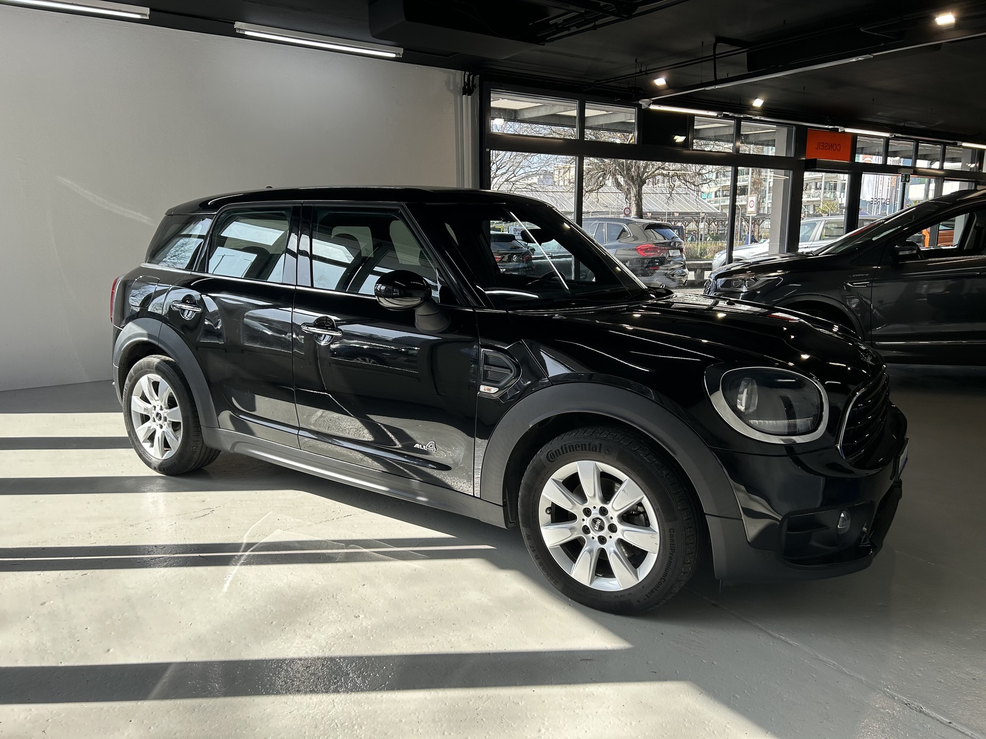 MINI Countryman Cooper ALL4 Steptronic-image-0
