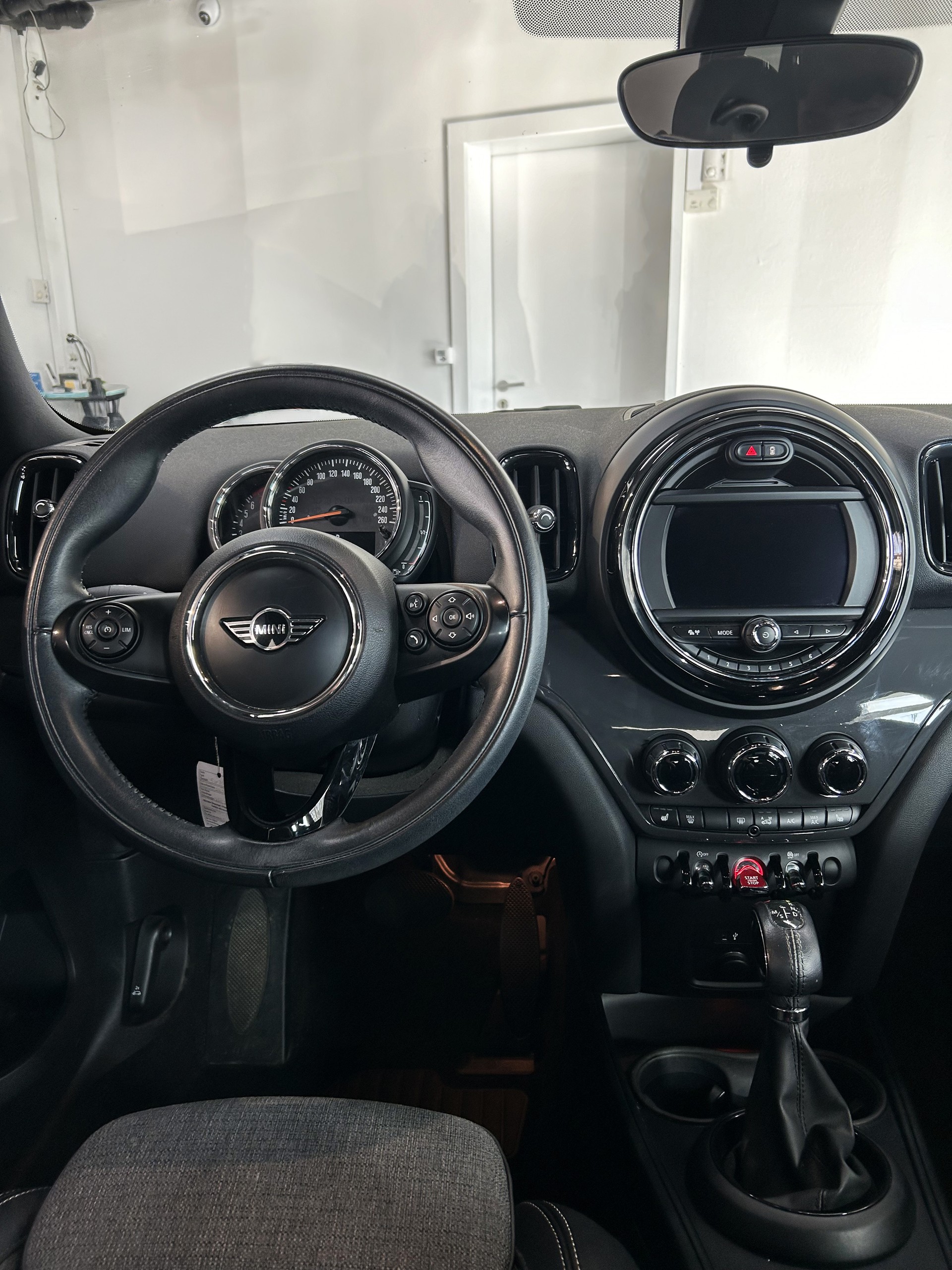 MINI Countryman Cooper ALL4 Steptronic-image-14