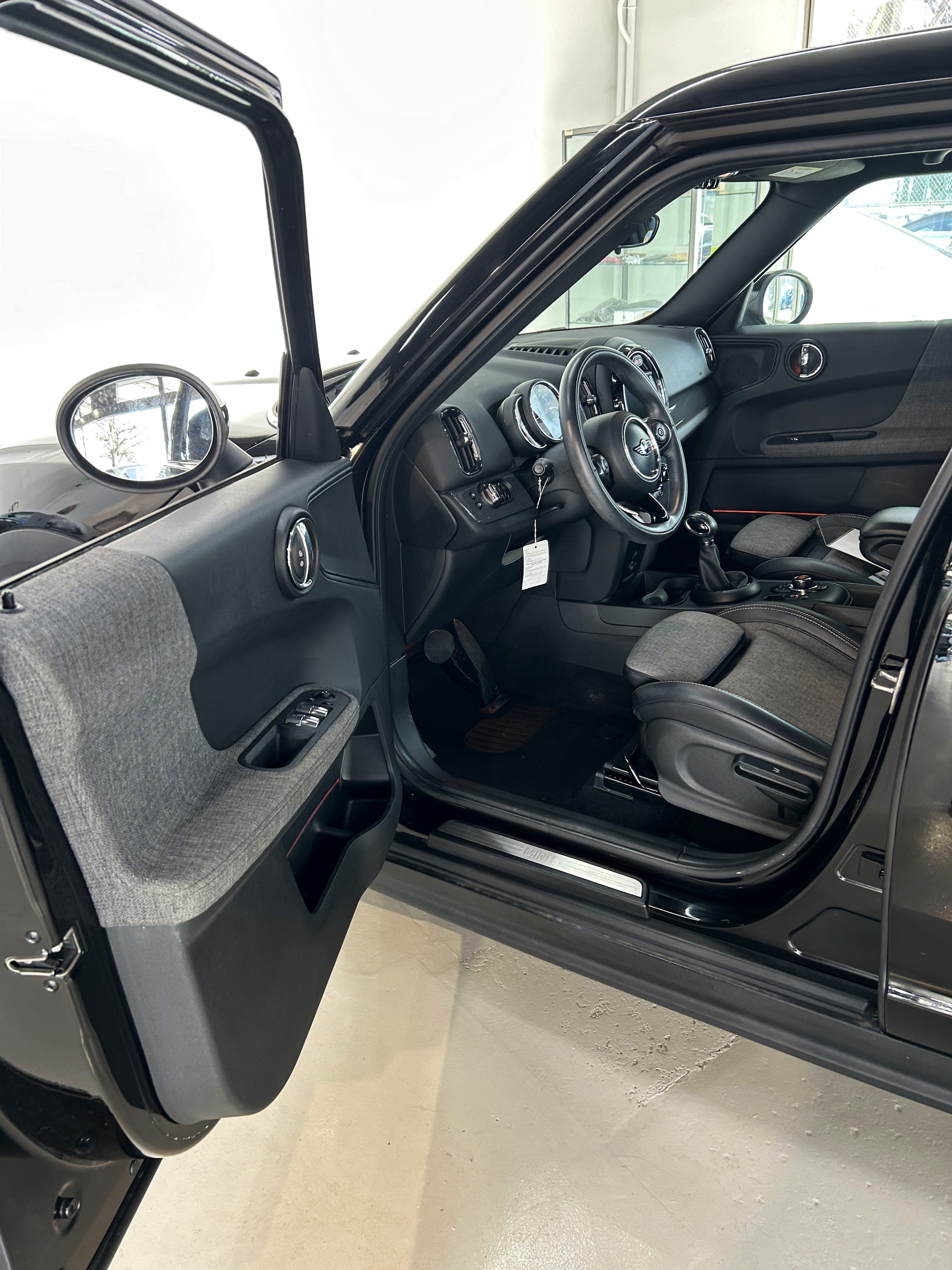 MINI Countryman Cooper ALL4 Steptronic-image-11