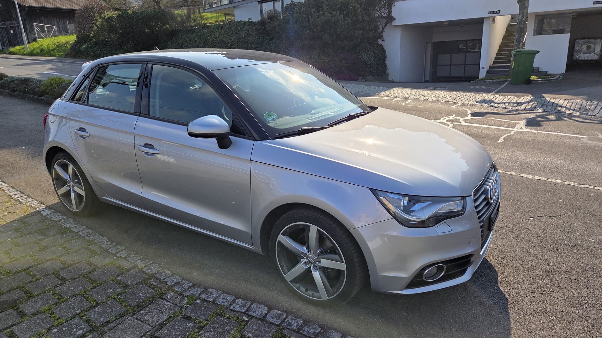 AUDI A1 Sportback 1.4 TFSI Ambition S-tronic-image-1