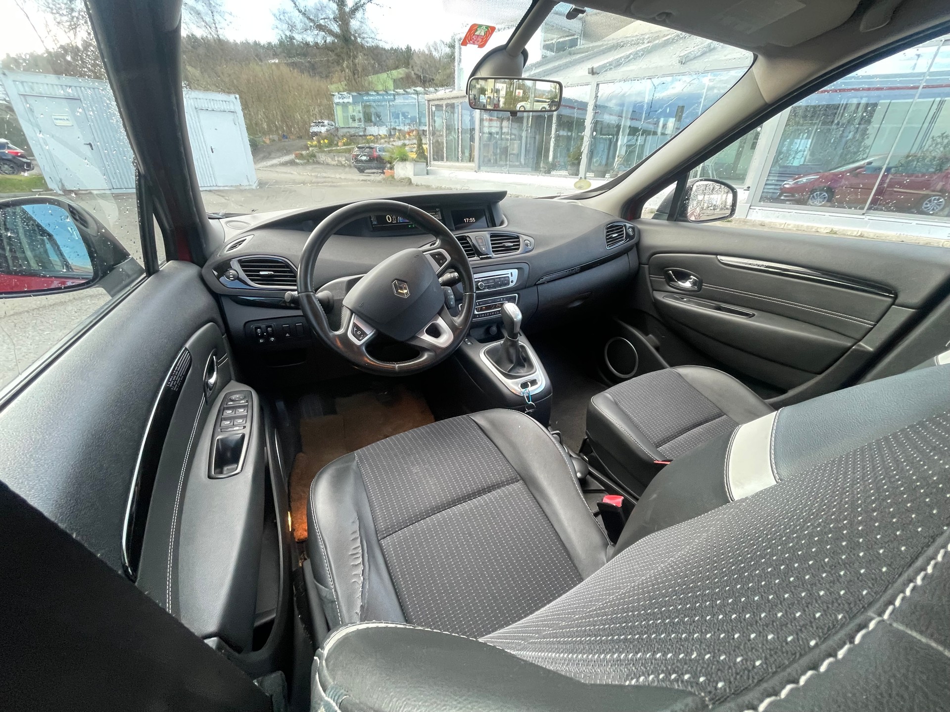 RENAULT Scénic 1.5 dCi Expression EDC-image-10