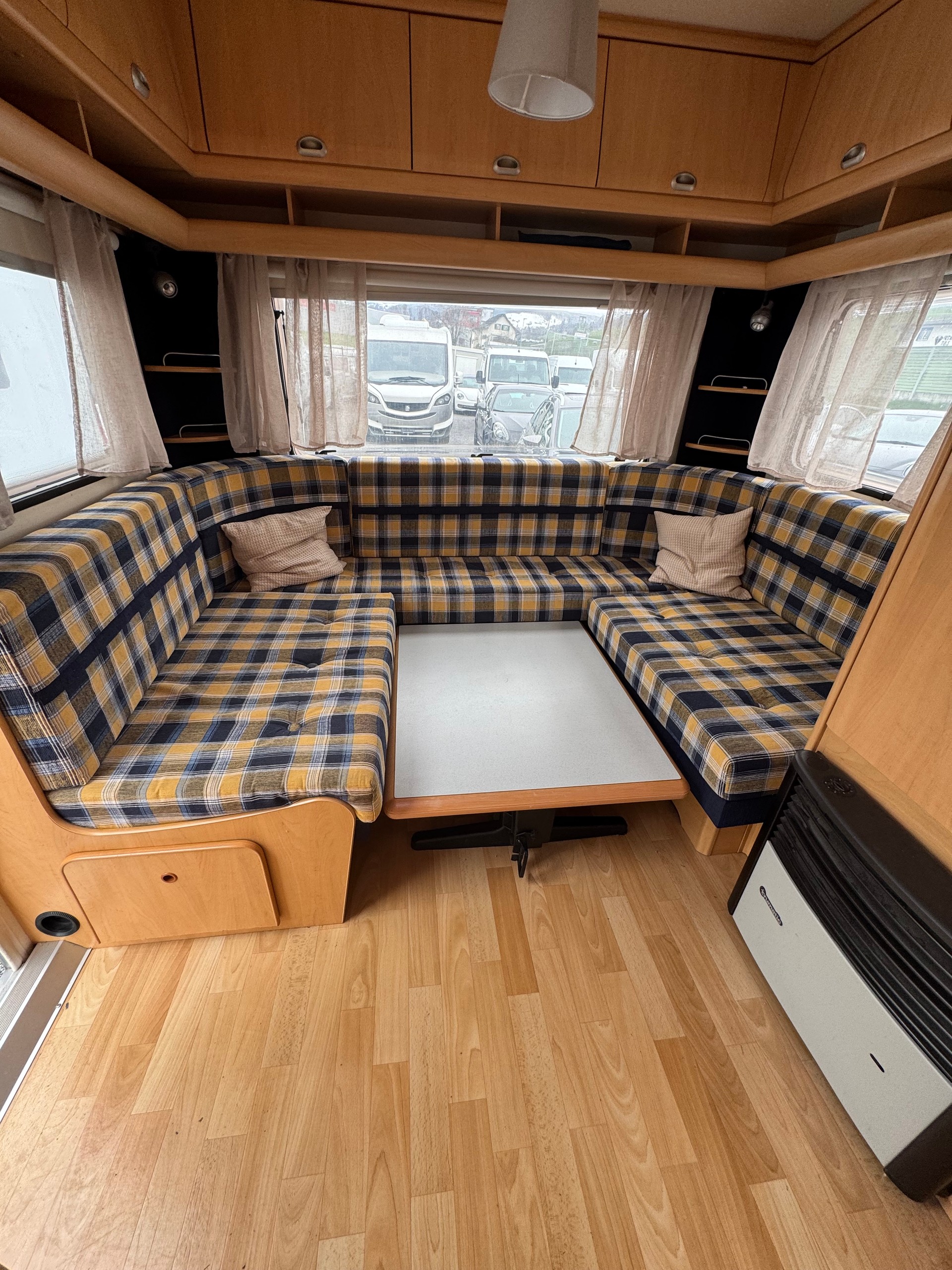 HOBBY De Luxe Easy - 2 x Einzelbett längst - Vorzeit & Markise - Sat-image-10