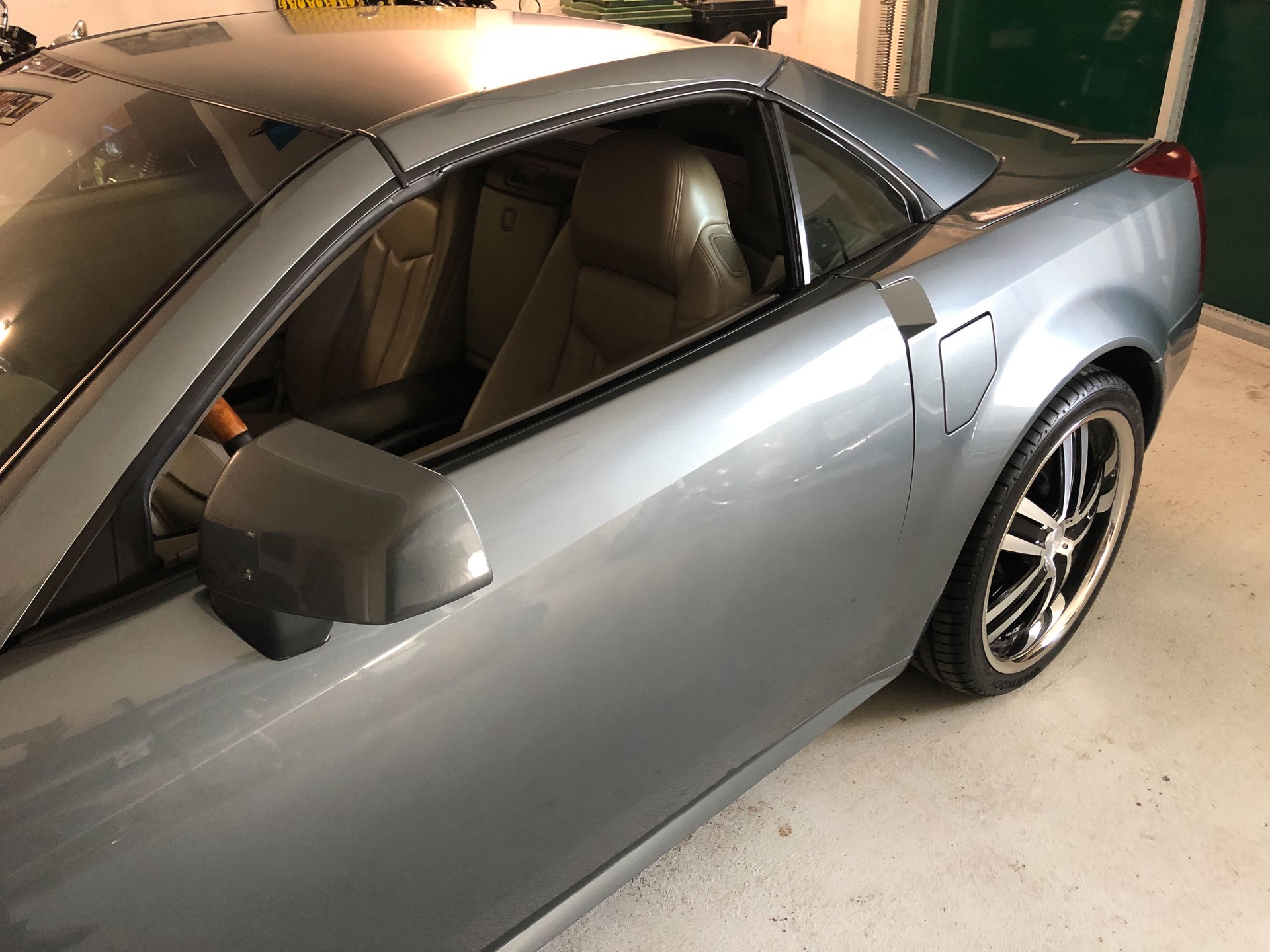 CADILLAC XLR 4.6 32V-image-15