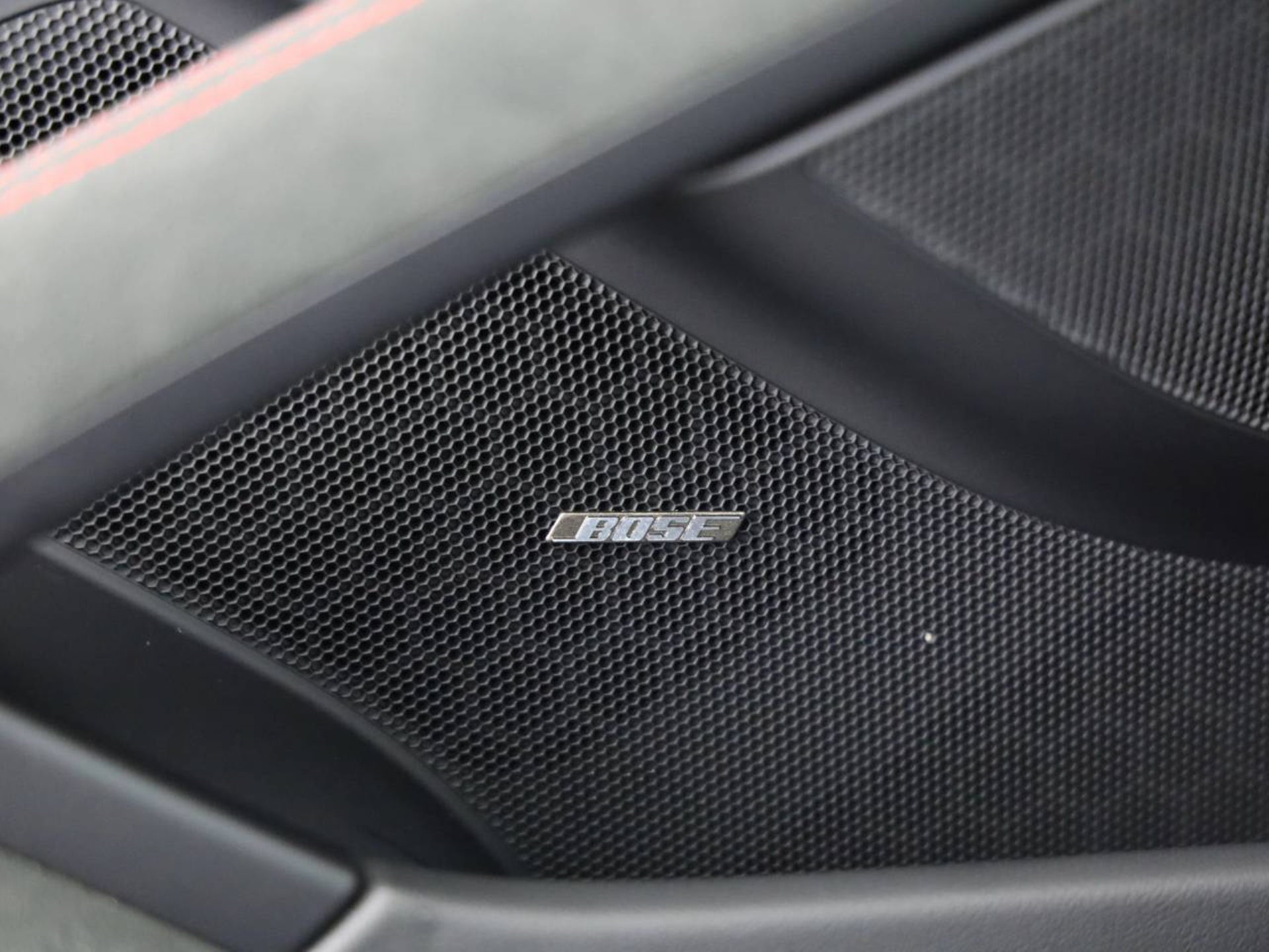 PORSCHE 718 Spyder RS-image-17