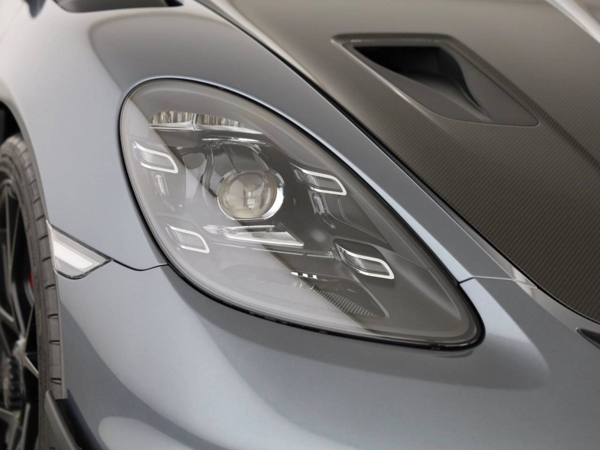 PORSCHE 718 Spyder RS-image-8