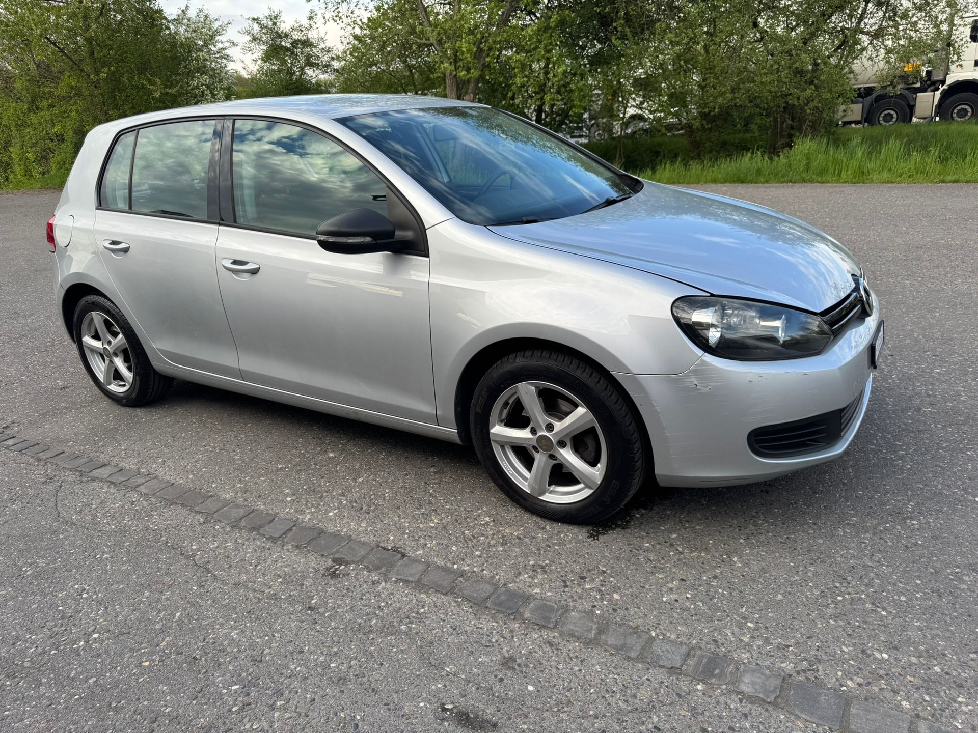 VW Golf 1.4 Trendline-image-1