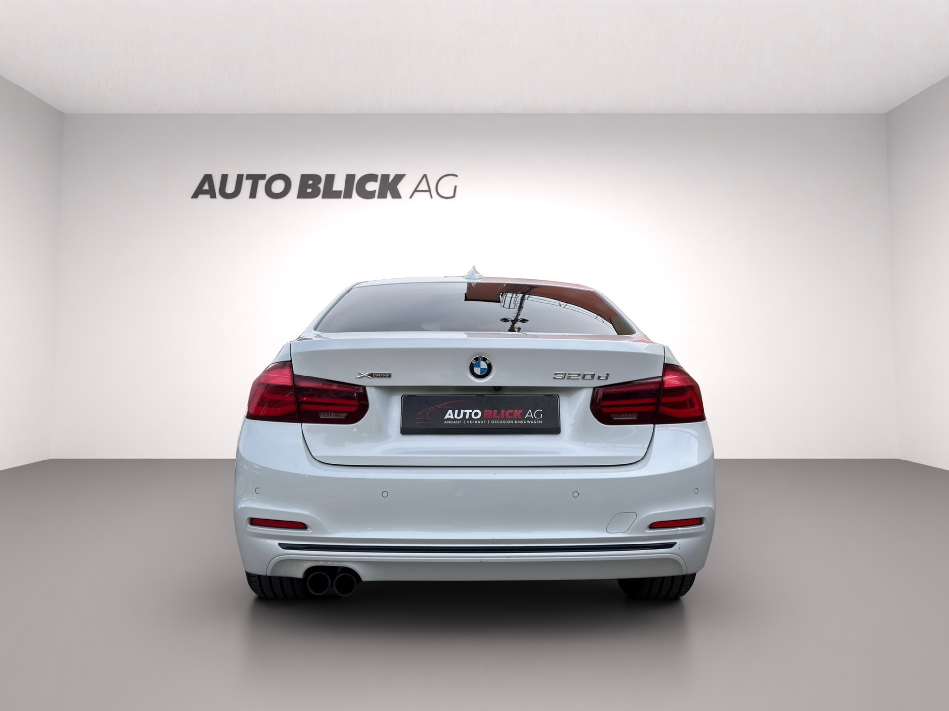 BMW 320d xDrive Edition Sport Line Steptronic-image-7