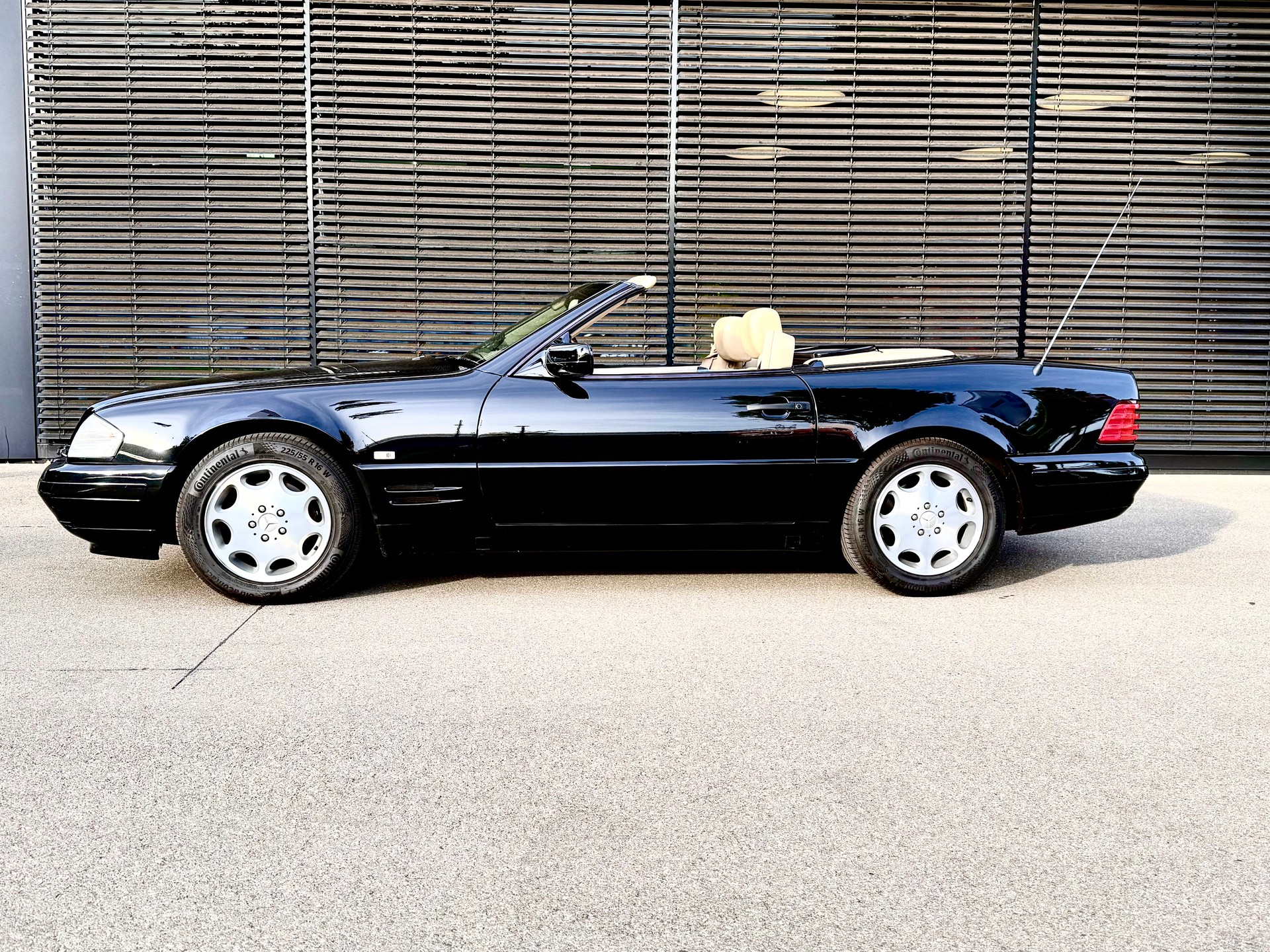 MERCEDES-BENZ SL 320 Automatic-image-4