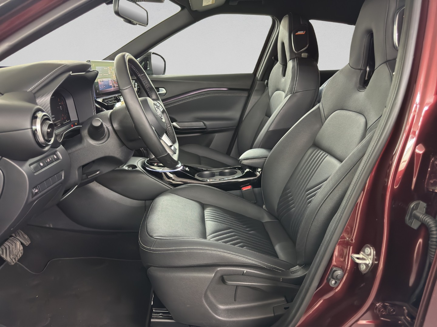 NISSAN Juke 1.6 FHEV Tekna-image-8