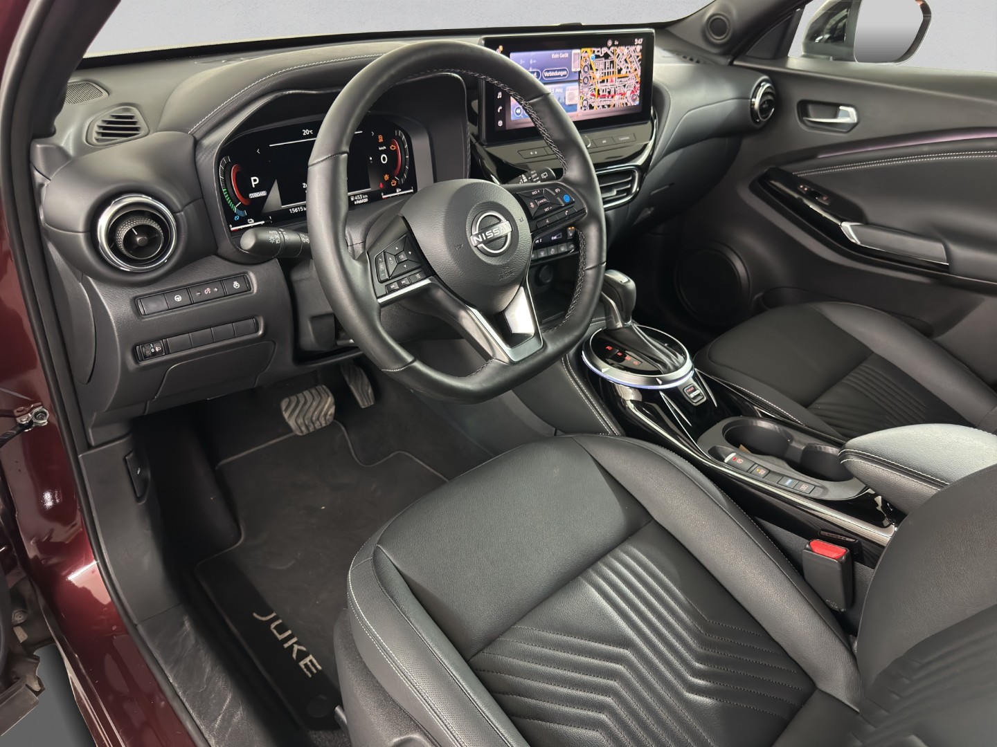 NISSAN Juke 1.6 FHEV Tekna-image-9