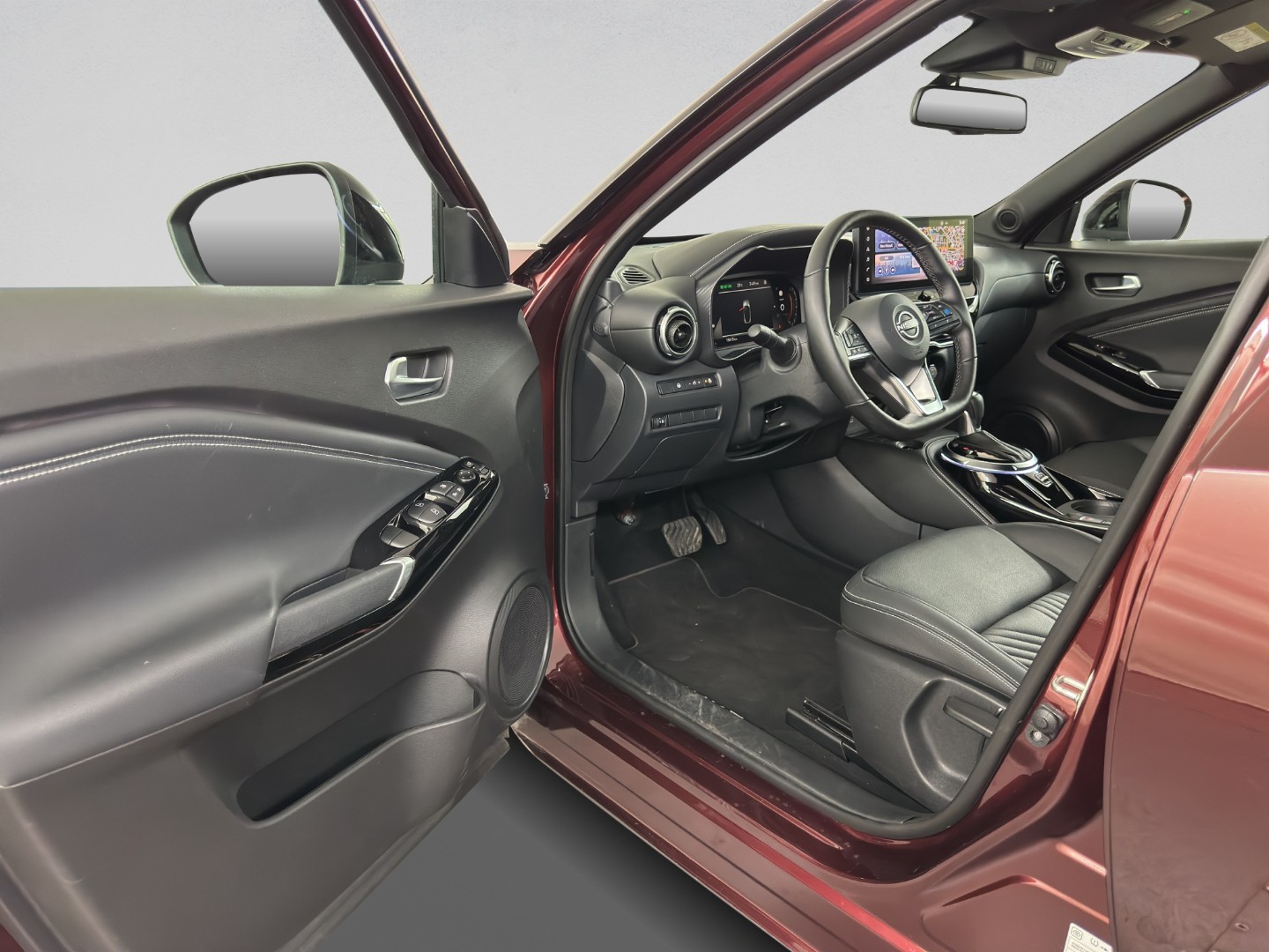 NISSAN Juke 1.6 FHEV Tekna-image-23