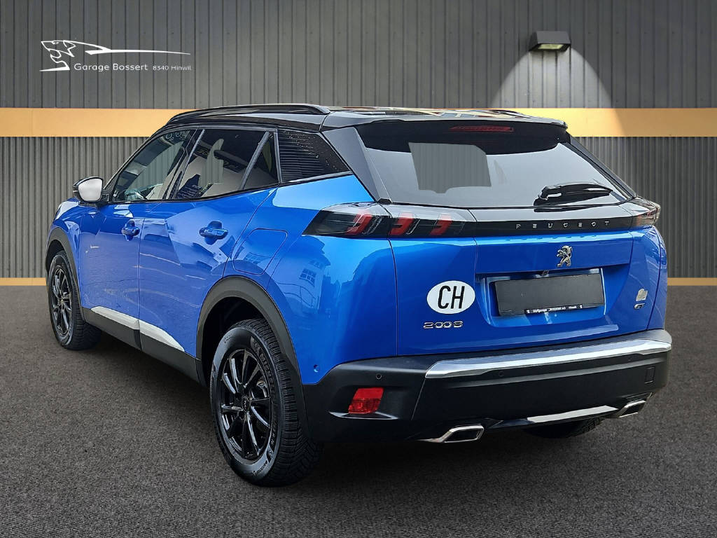 PEUGEOT 2008 1.2 PureTech 130 GT Pack-image-7