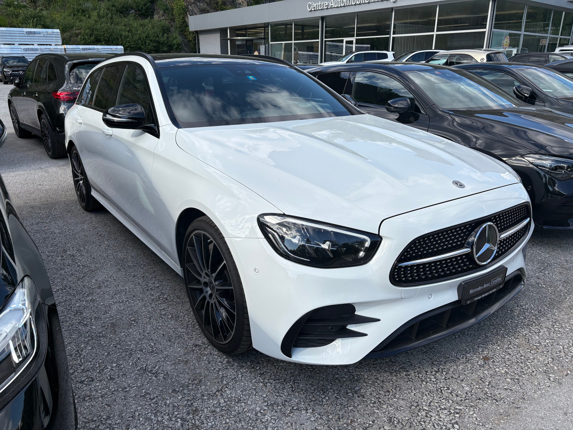MERCEDES-BENZ E 450 T 4Matic AMG Line 9G-Tronic-image-2