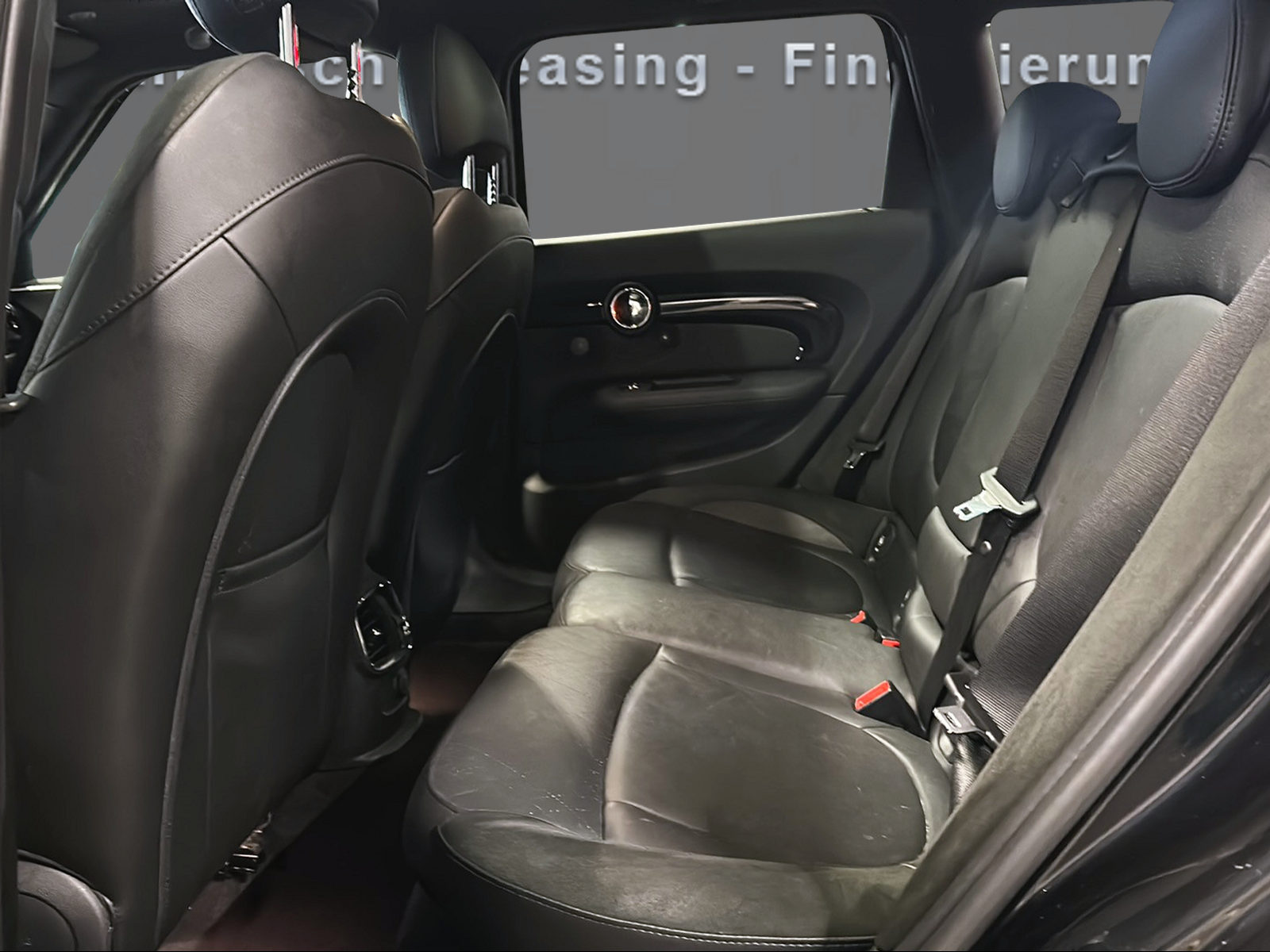MINI Clubman Cooper S ALL4 Steptronic-image-10