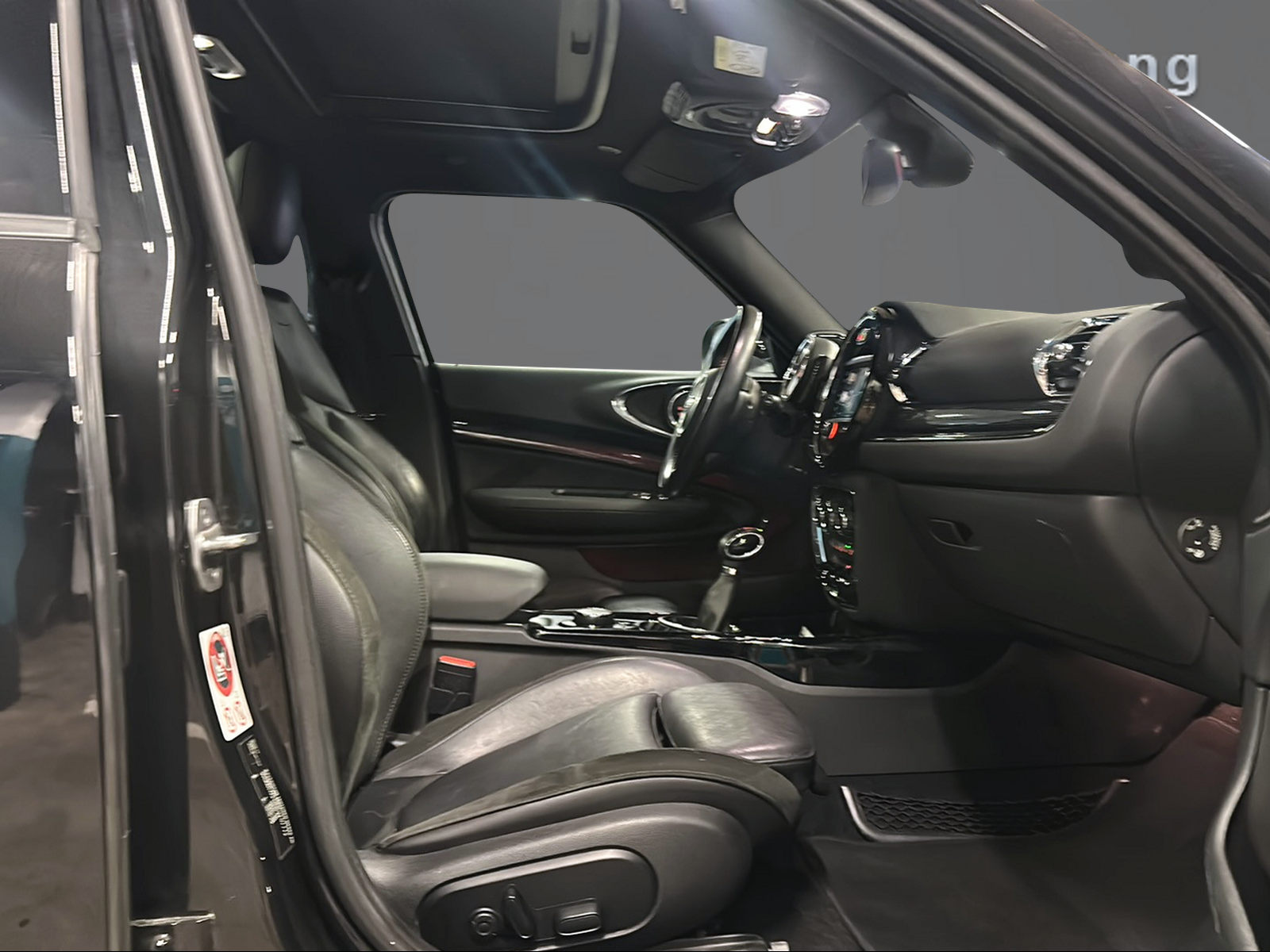 MINI Clubman Cooper S ALL4 Steptronic-image-9