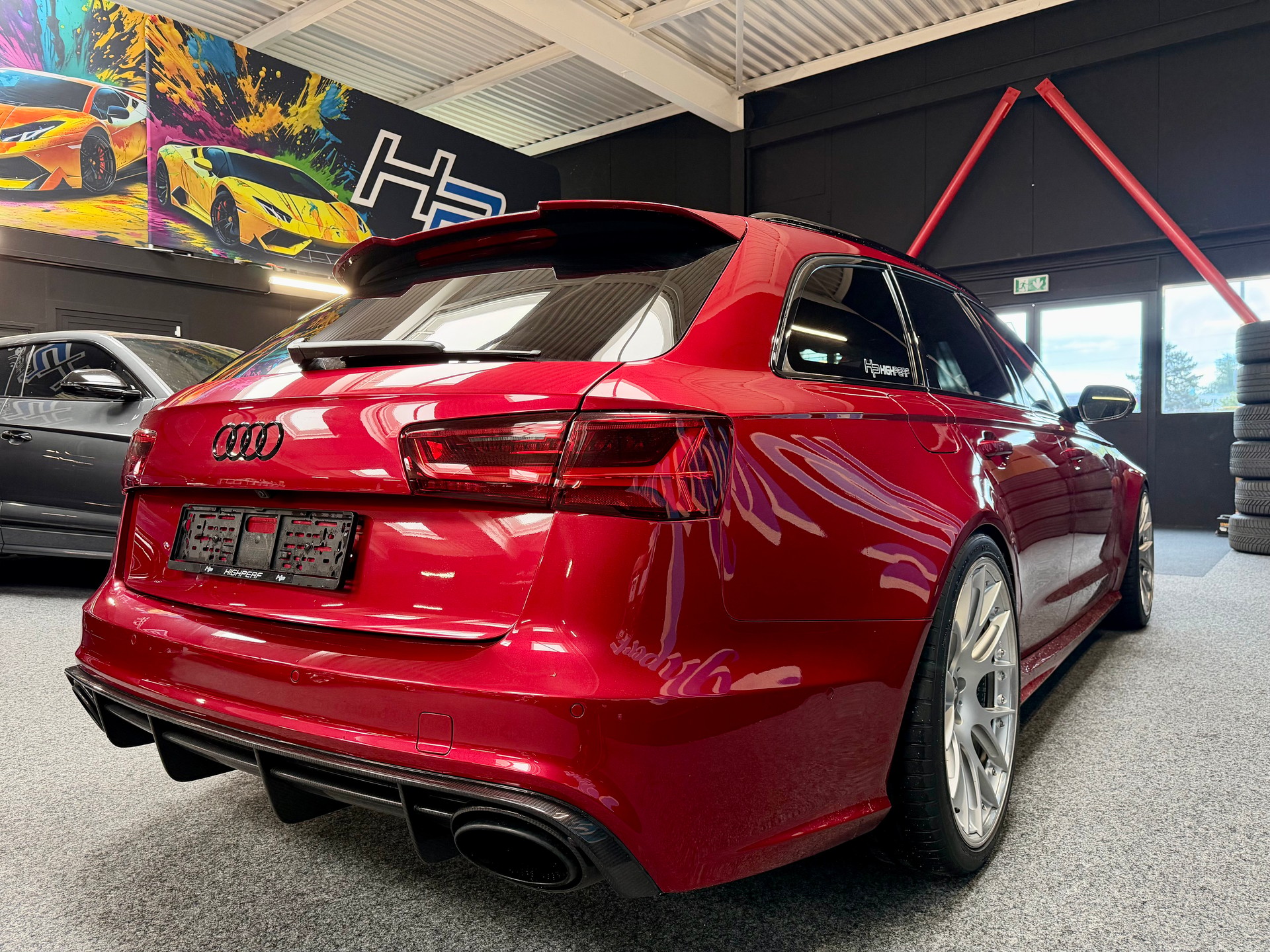AUDI RS6 Avant 4.0 TFSI V8 performance quattro-showroom-element-3