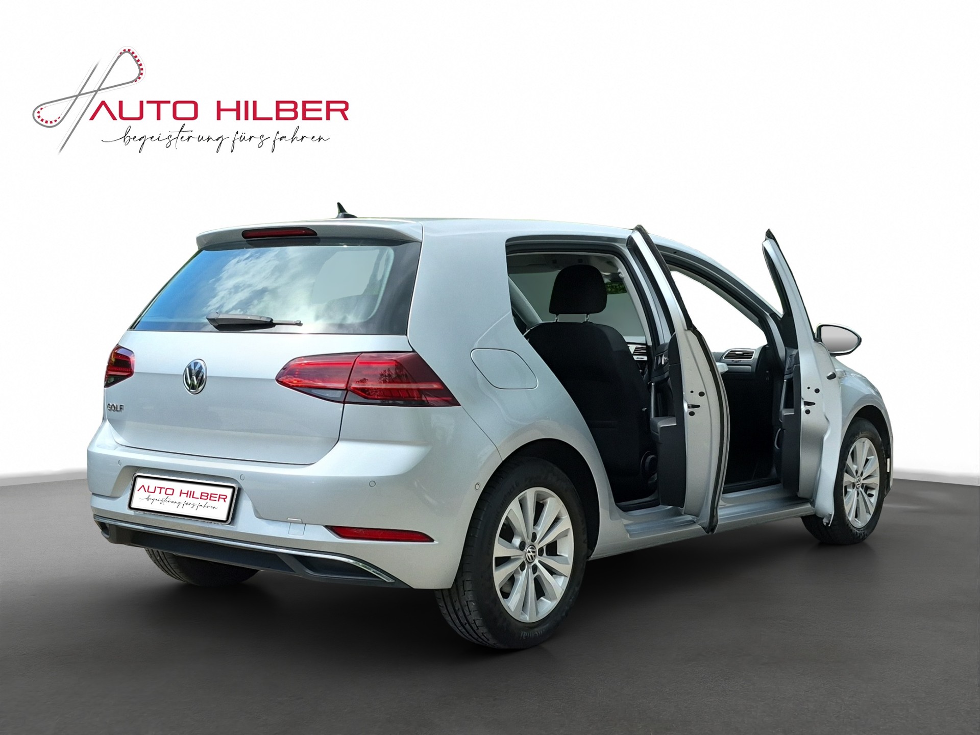 VW Golf 1.5 TSI EVO Comfortline DSG *Carplay*-image-5