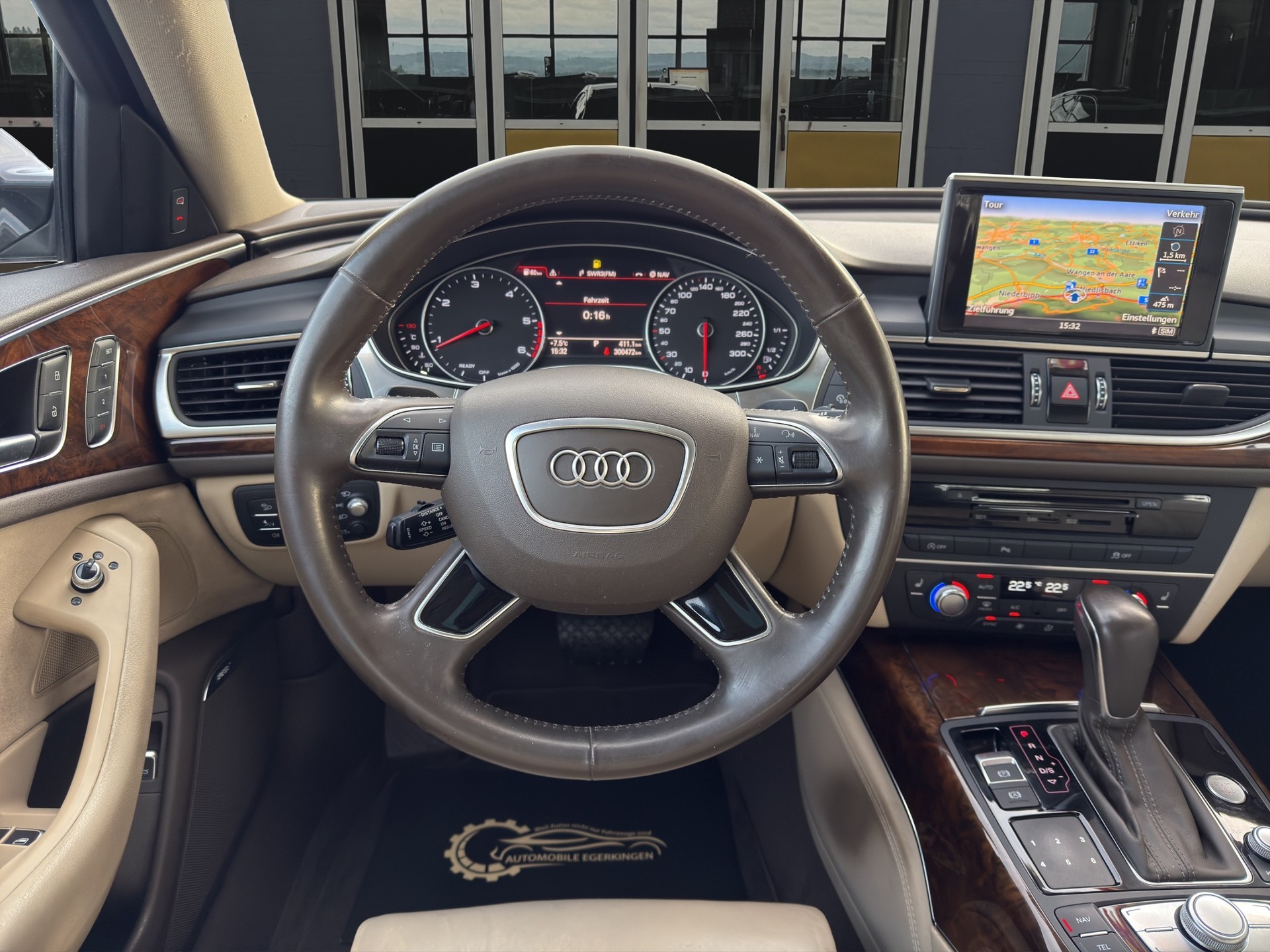 AUDI A6 3.0 V6 TDI 320 quattro-image-11