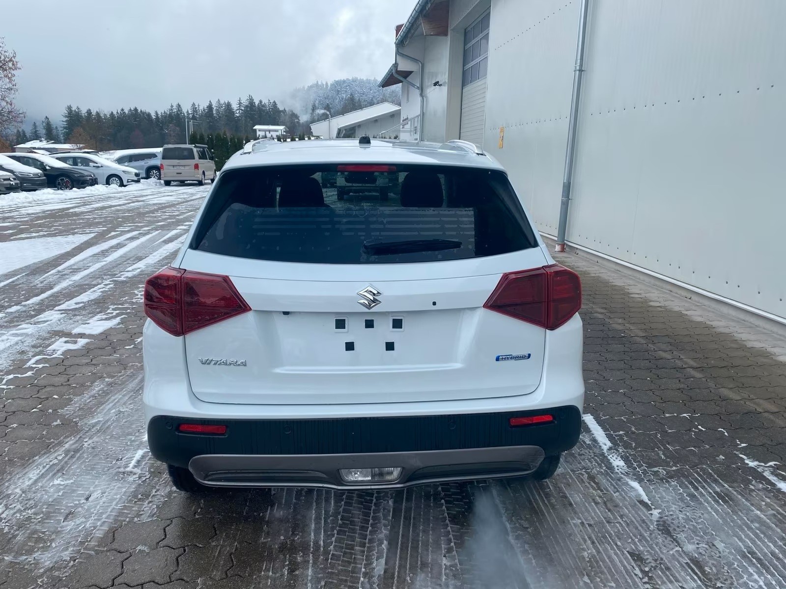 SUZUKI Vitara 1.4 Boosterjet Compact + 4x4 Hybrid-image-4