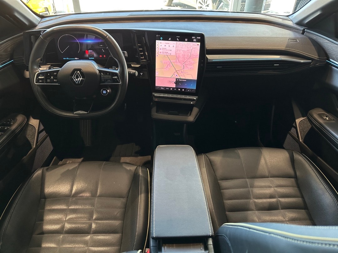 RENAULT Mégane E-TECH EV60 Iconic-image-7