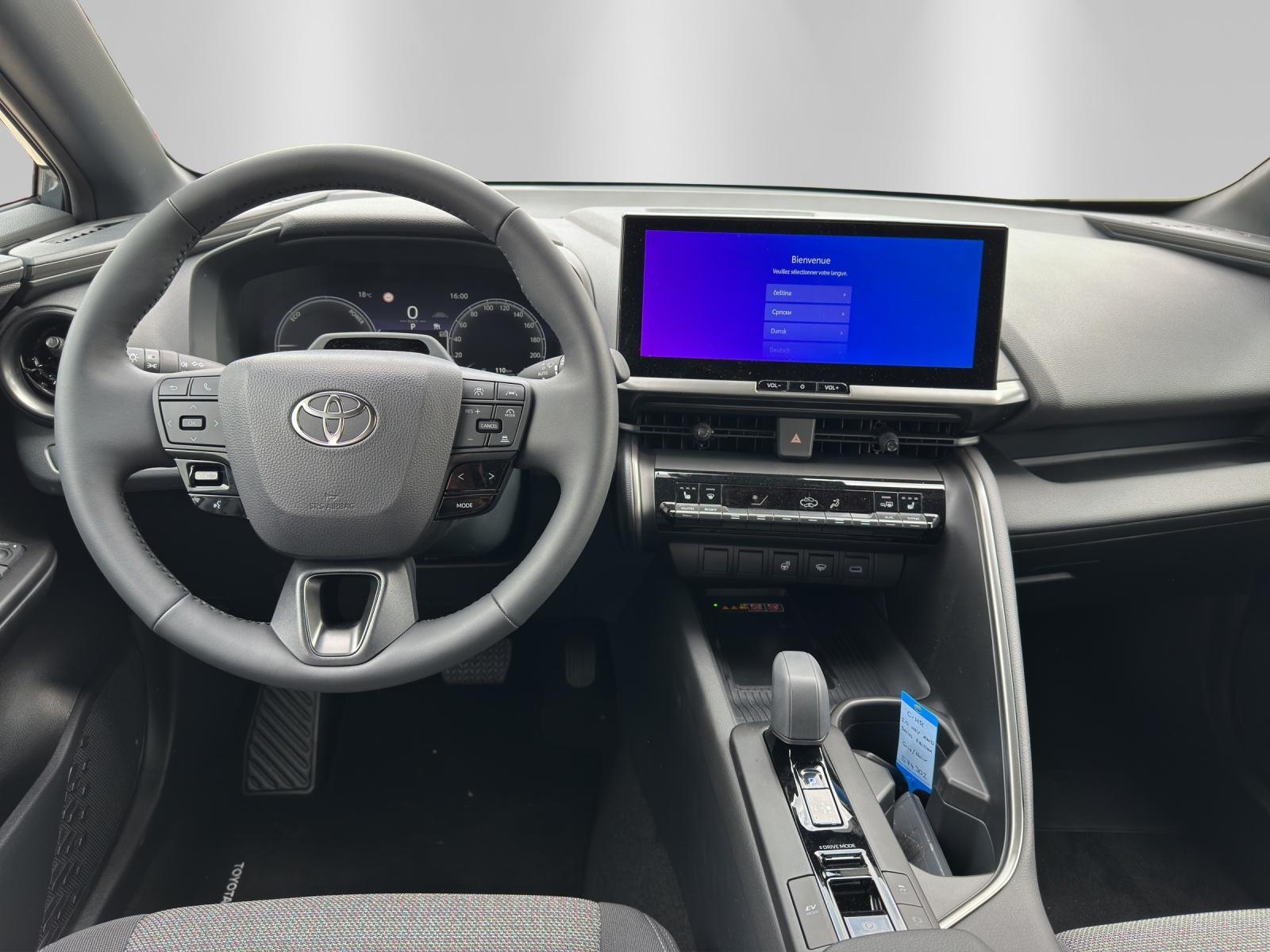 TOYOTA C-HR 2.0 HEV Swiss Edition 4x4-image-11
