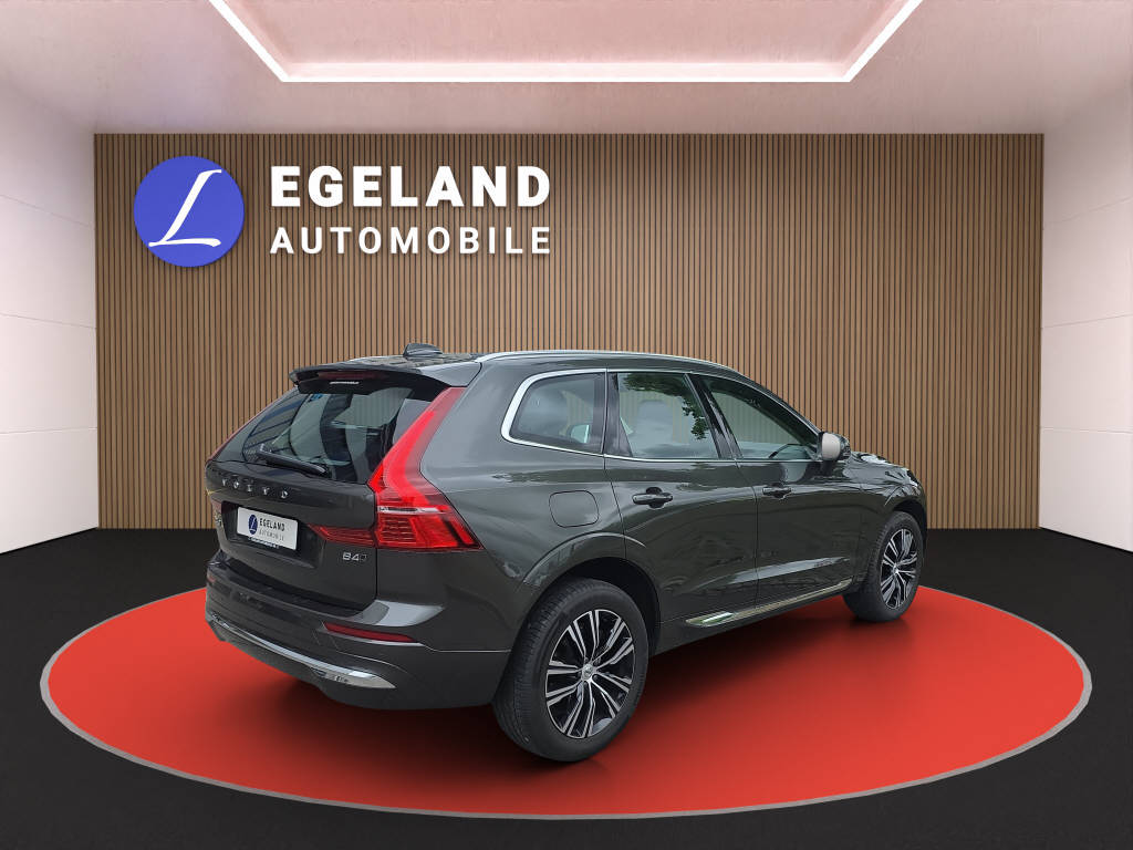 VOLVO XC60 2.0 B4 MH Diesel Inscription AWD-image-3