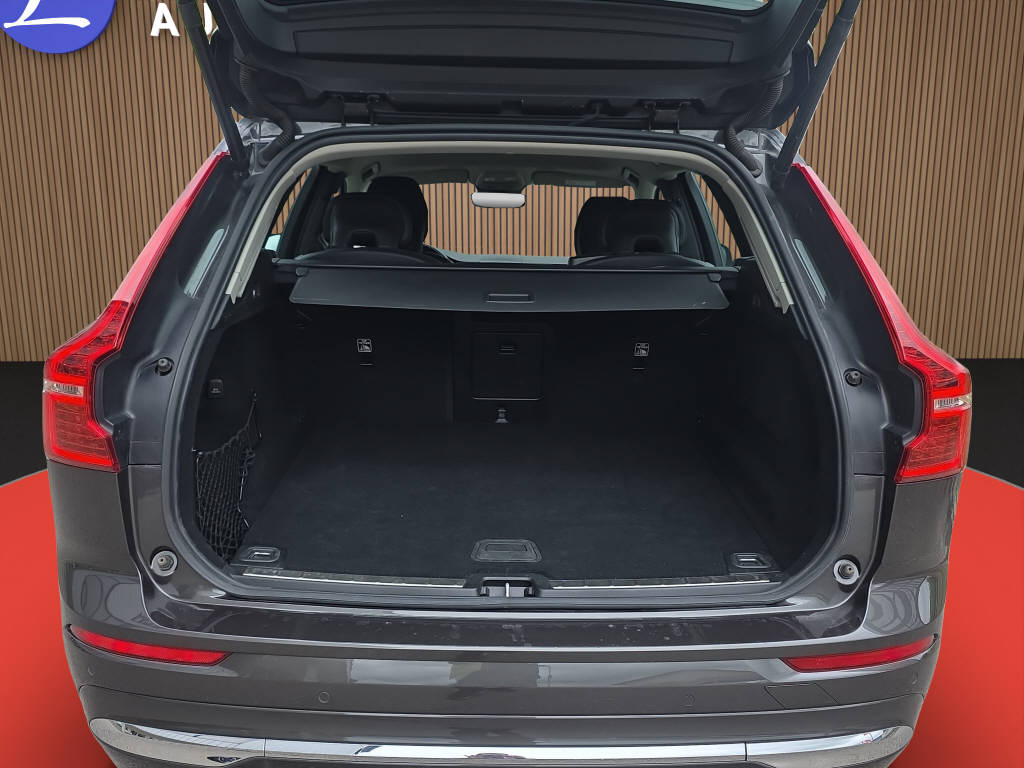 VOLVO XC60 2.0 B4 MH Diesel Inscription AWD-image-10