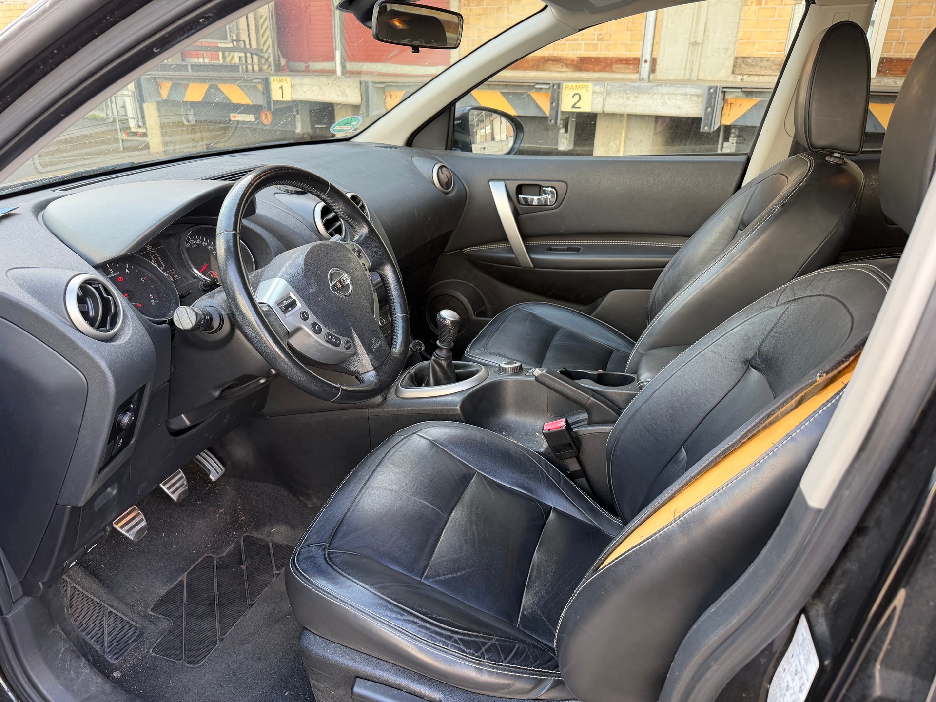 NISSAN Qashqai +2 2.0 dCi 4WD acenta-image-11