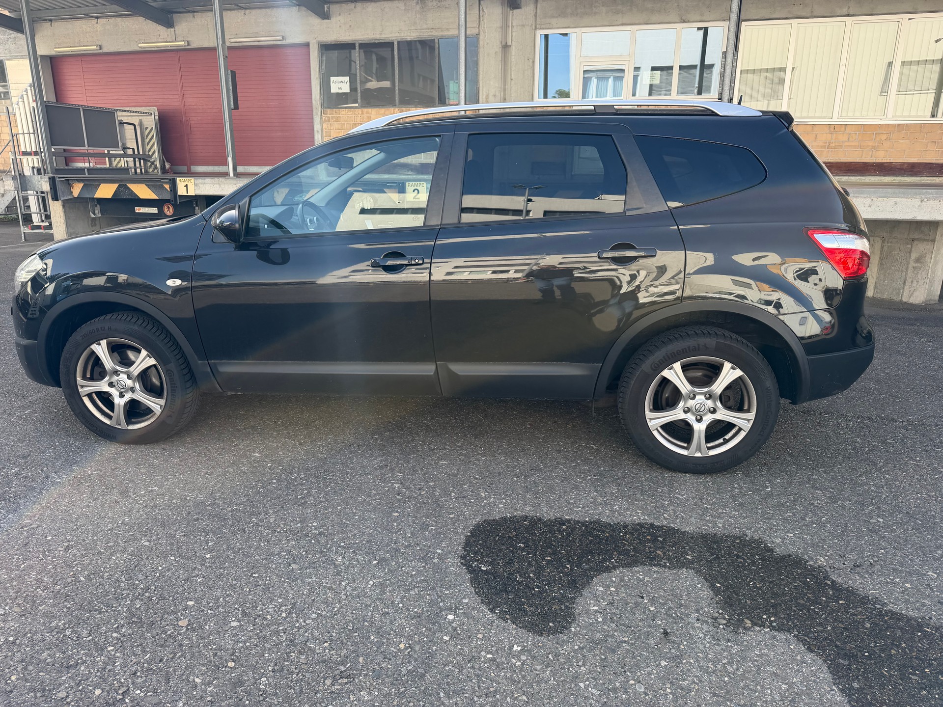 NISSAN Qashqai +2 2.0 dCi 4WD acenta-image-3