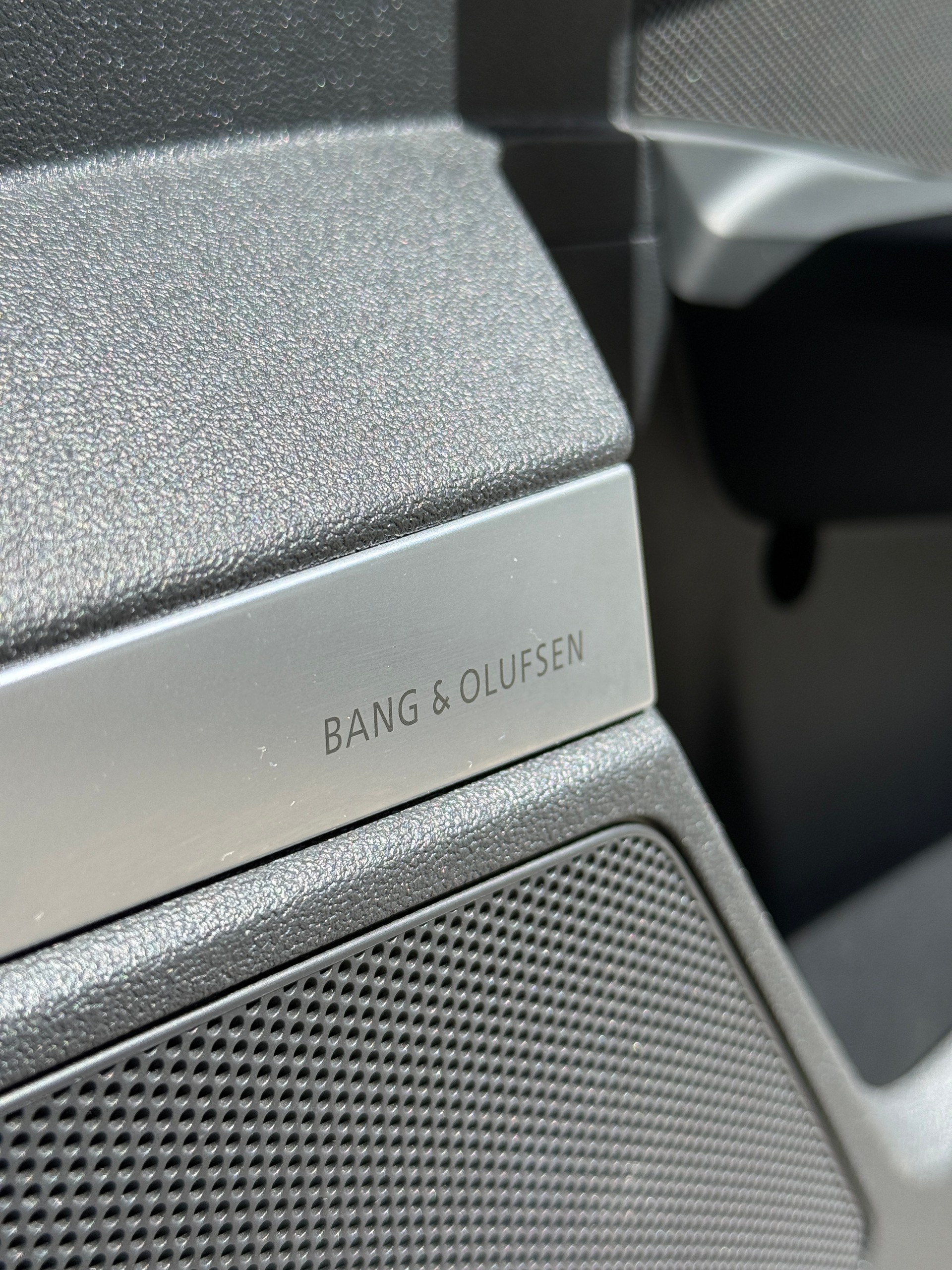 AUDI RS3 Sportback 2.5 TSI quattro S-tronic-image-13