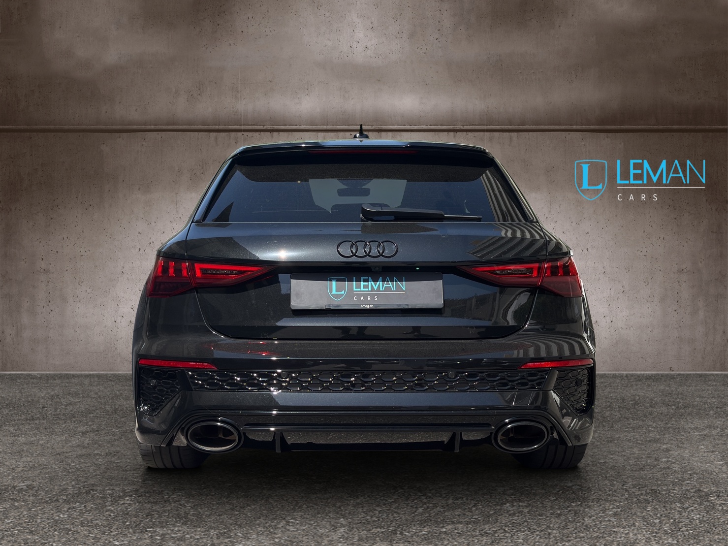 AUDI RS3 Sportback 2.5 TSI quattro S-tronic-image-5