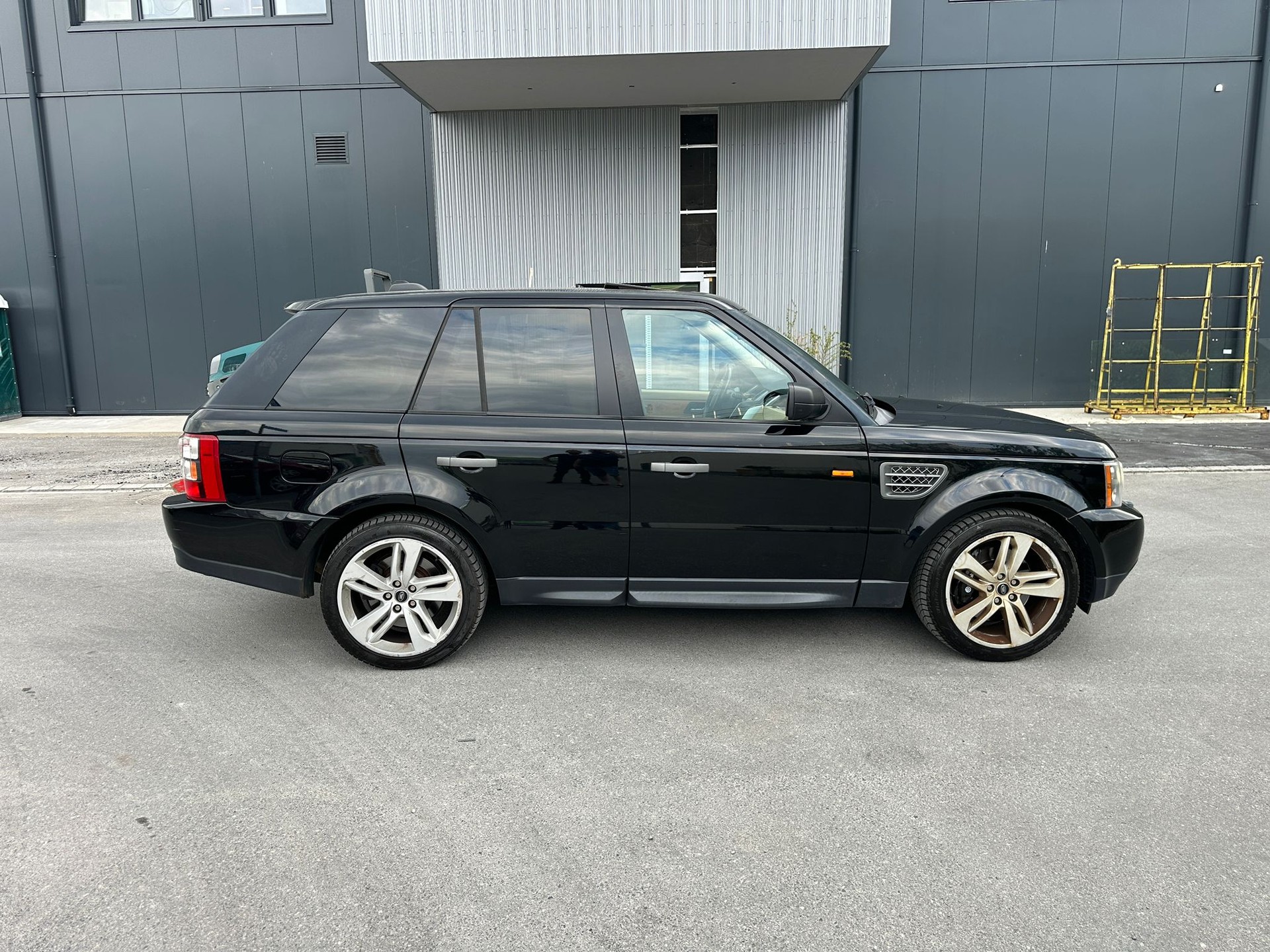 LAND ROVER Range Rover Sport 3.6 Td8 HSE Automatic-image-5