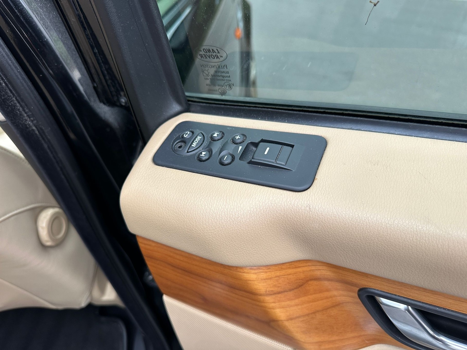 LAND ROVER Range Rover Sport 3.6 Td8 HSE Automatic-image-15