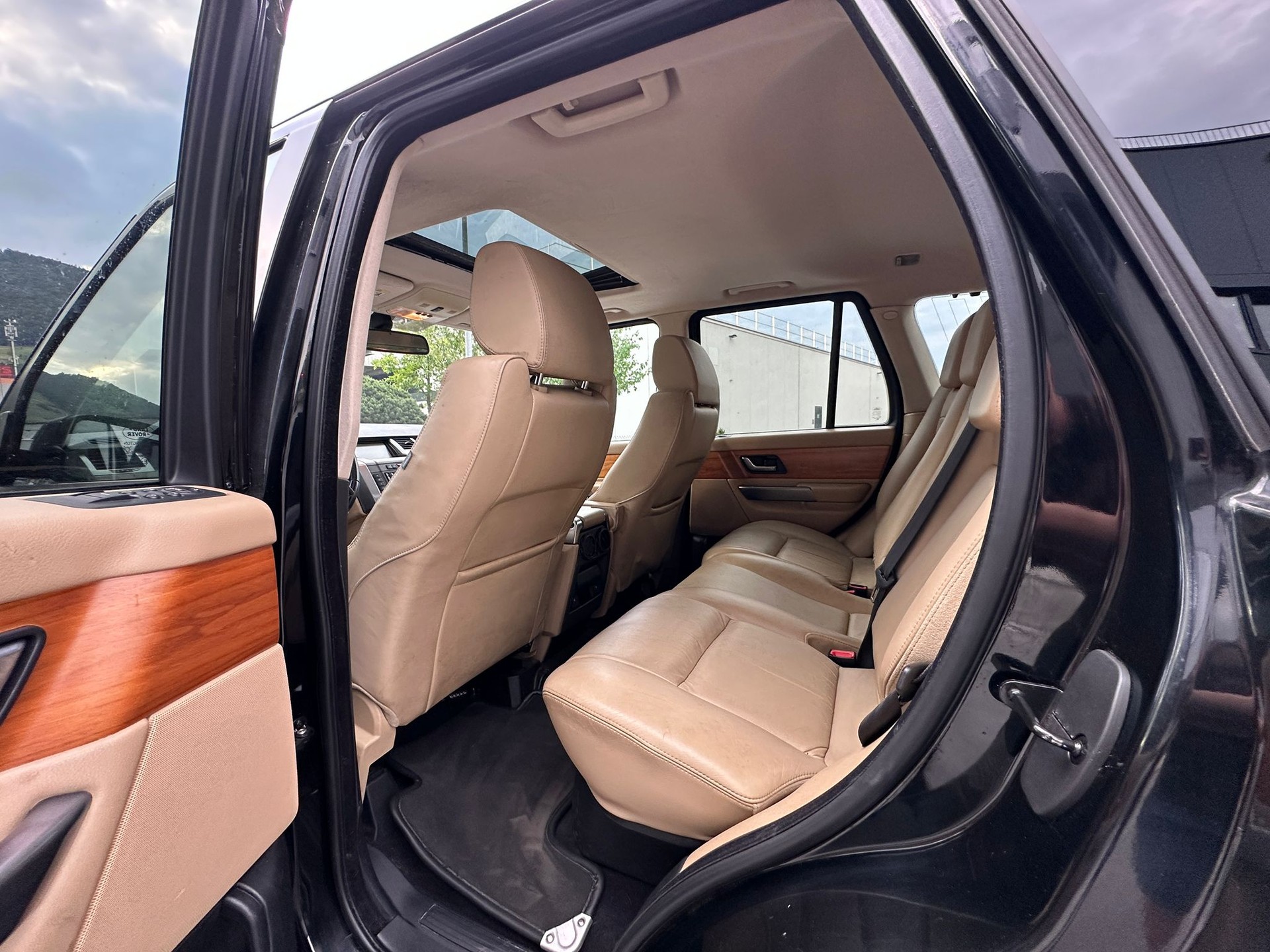 LAND ROVER Range Rover Sport 3.6 Td8 HSE Automatic-image-14